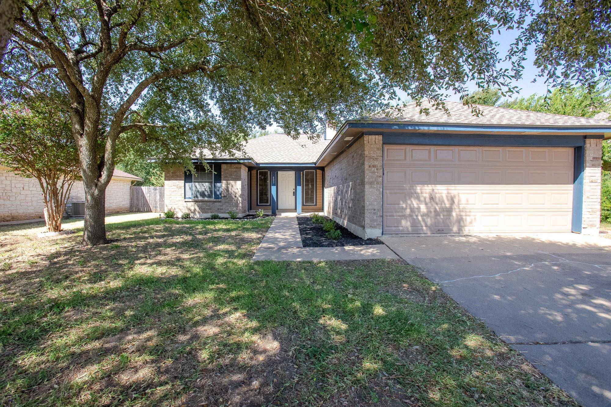 605 Clear Spring LN, Leander, TX 78641