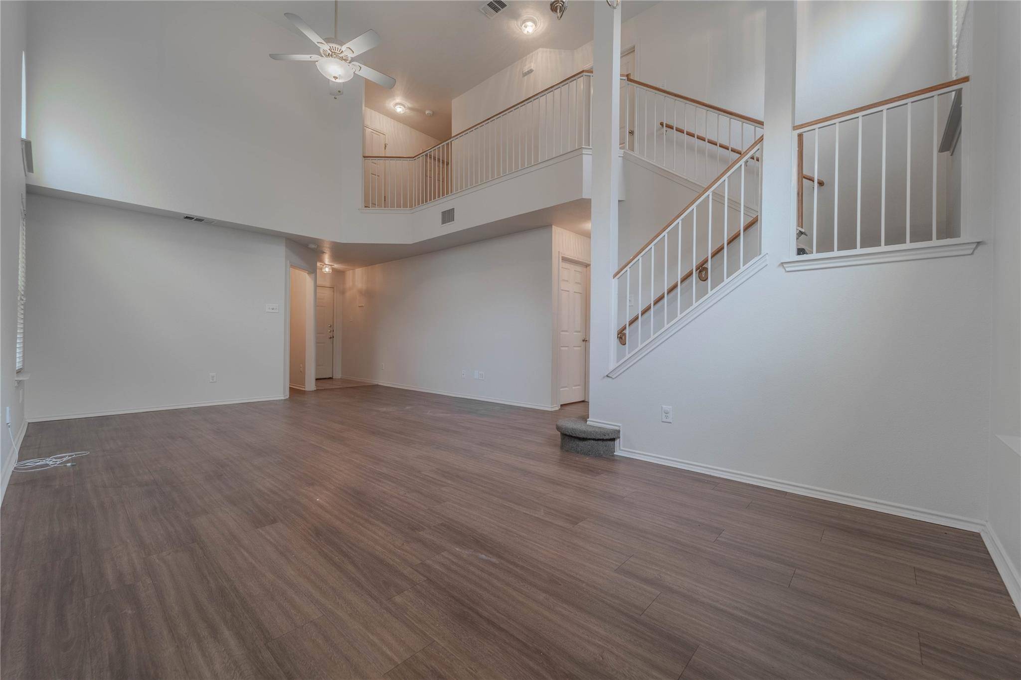 17303 Orwell LN, Round Rock, TX 78664