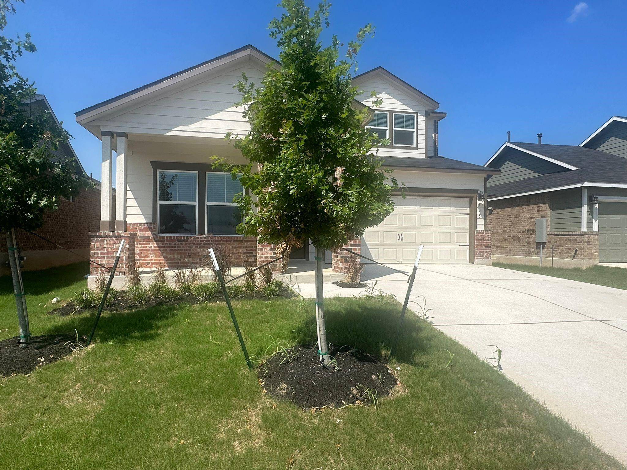 435 Alamito Ave, Kyle, TX 78640
