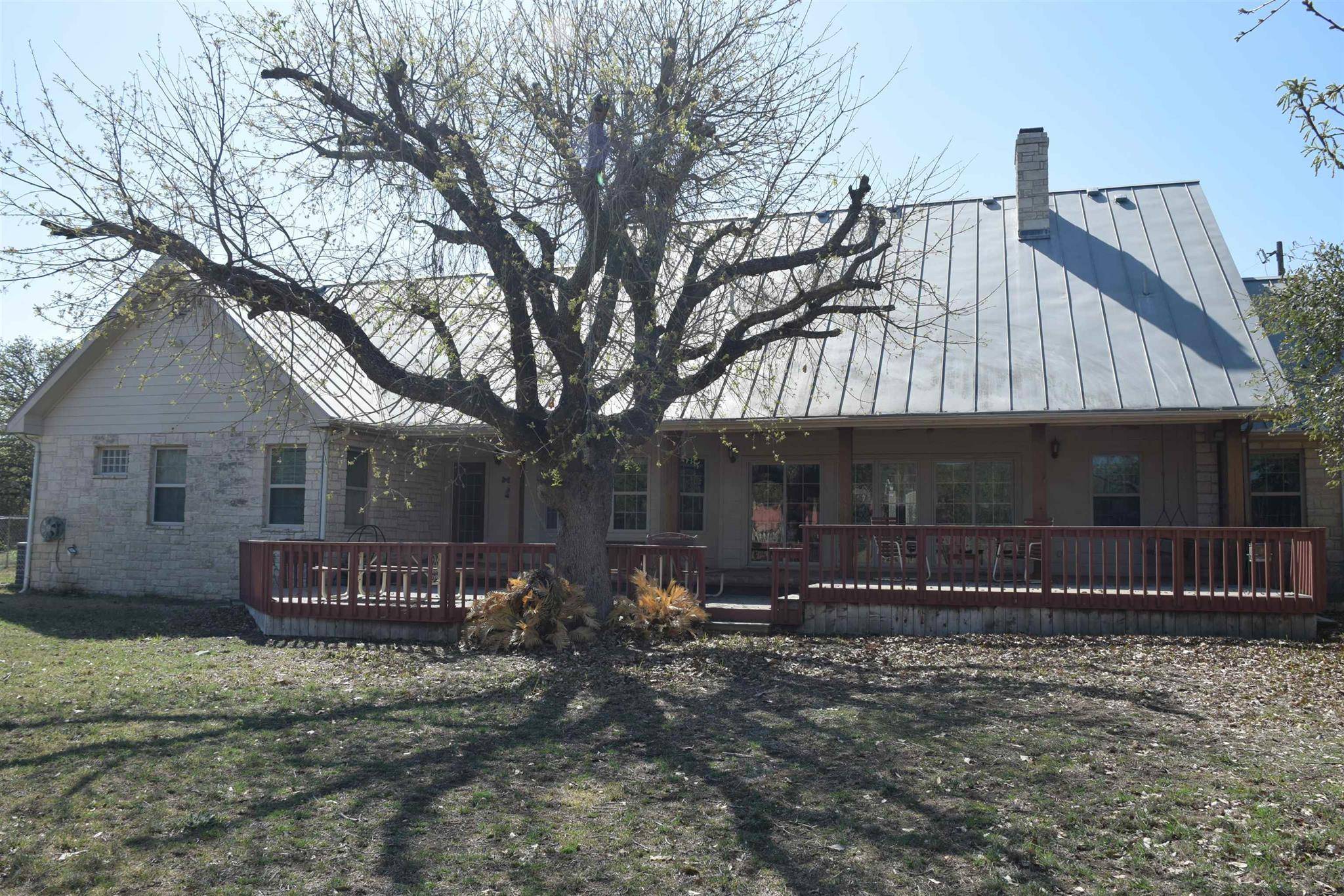 730 S Chaparral, Burnet, TX 78611