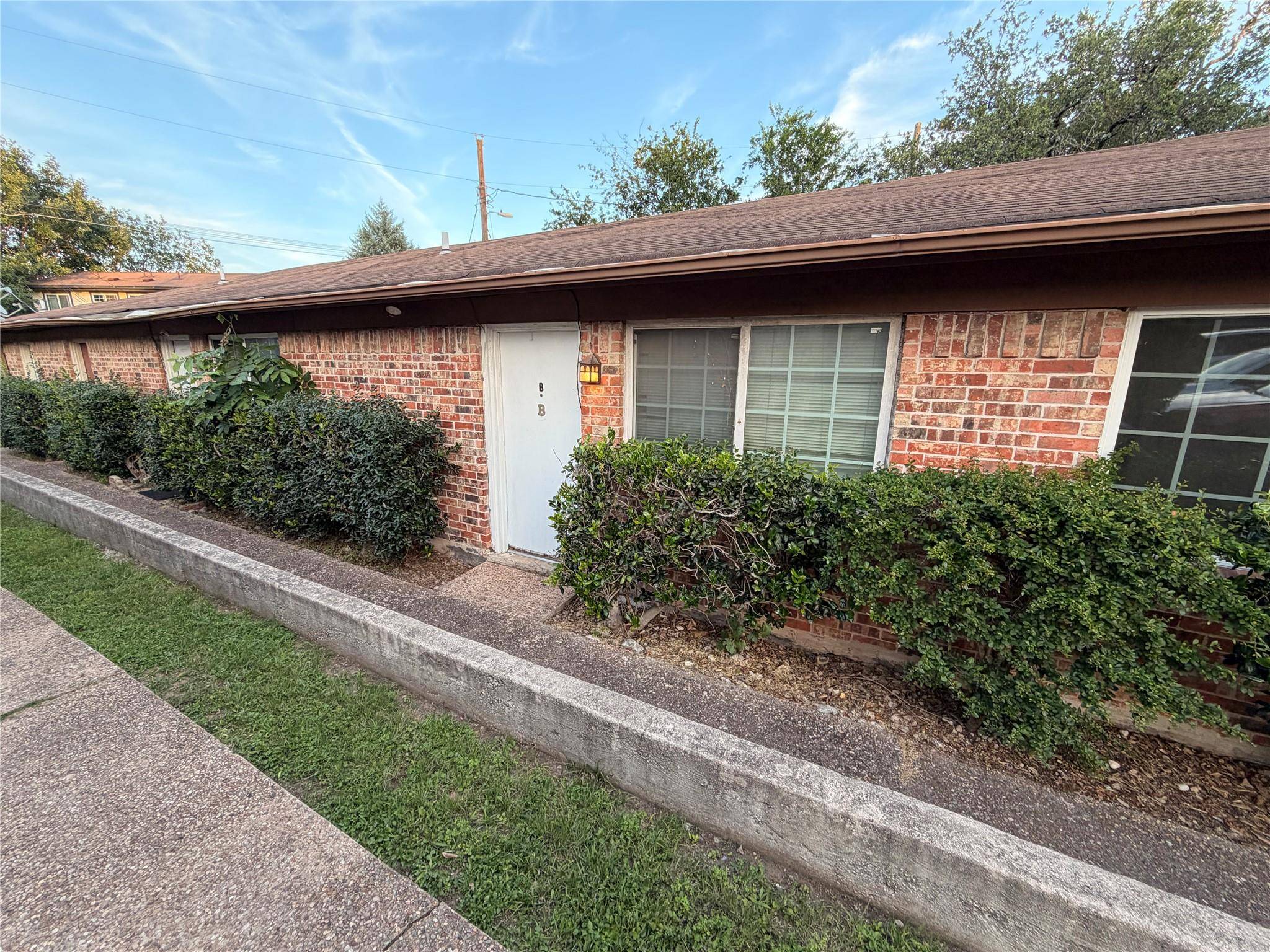 3405 Willowrun CV #A, Austin, TX 78704