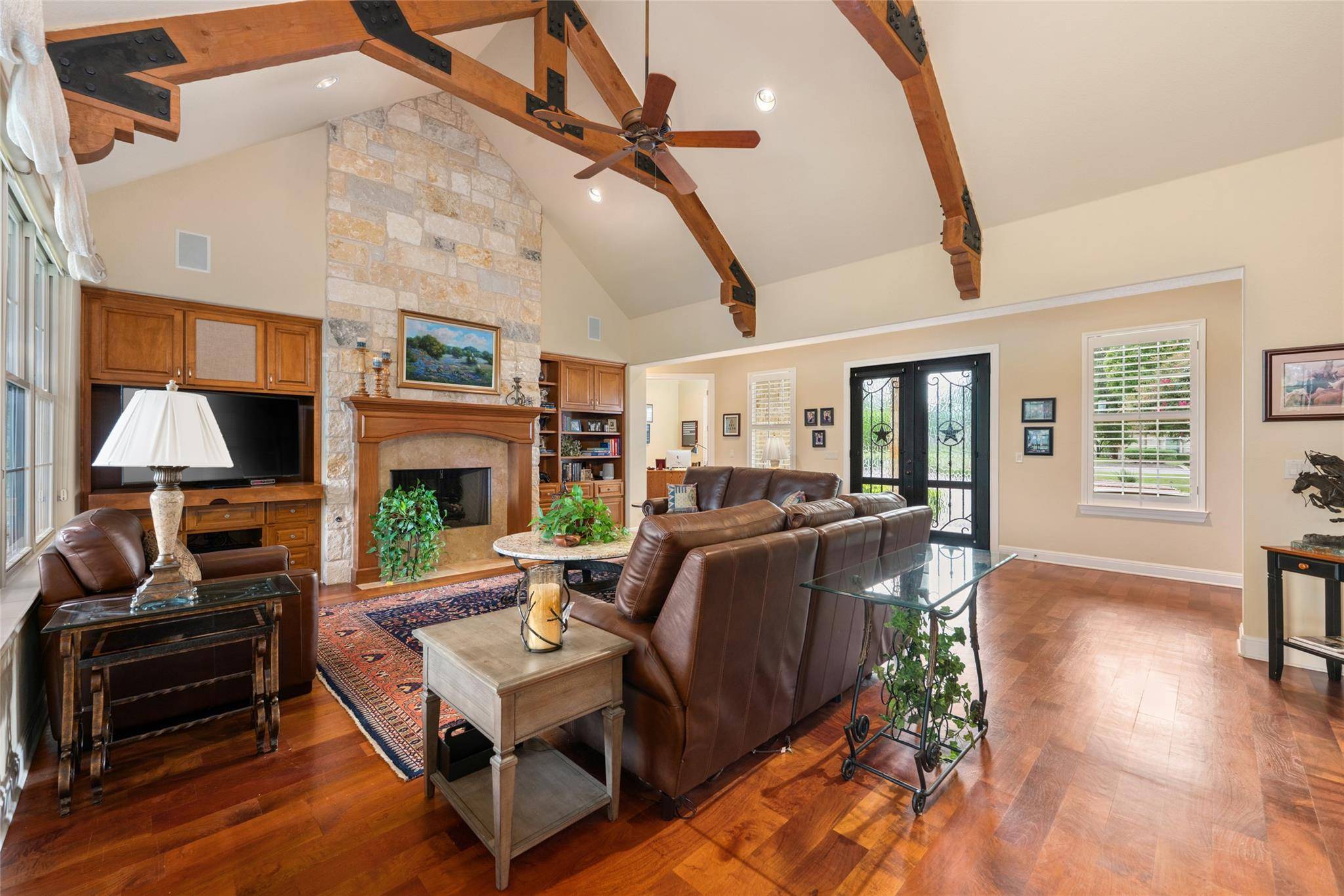 27017 Masters Parkway, Spicewood, TX 78669