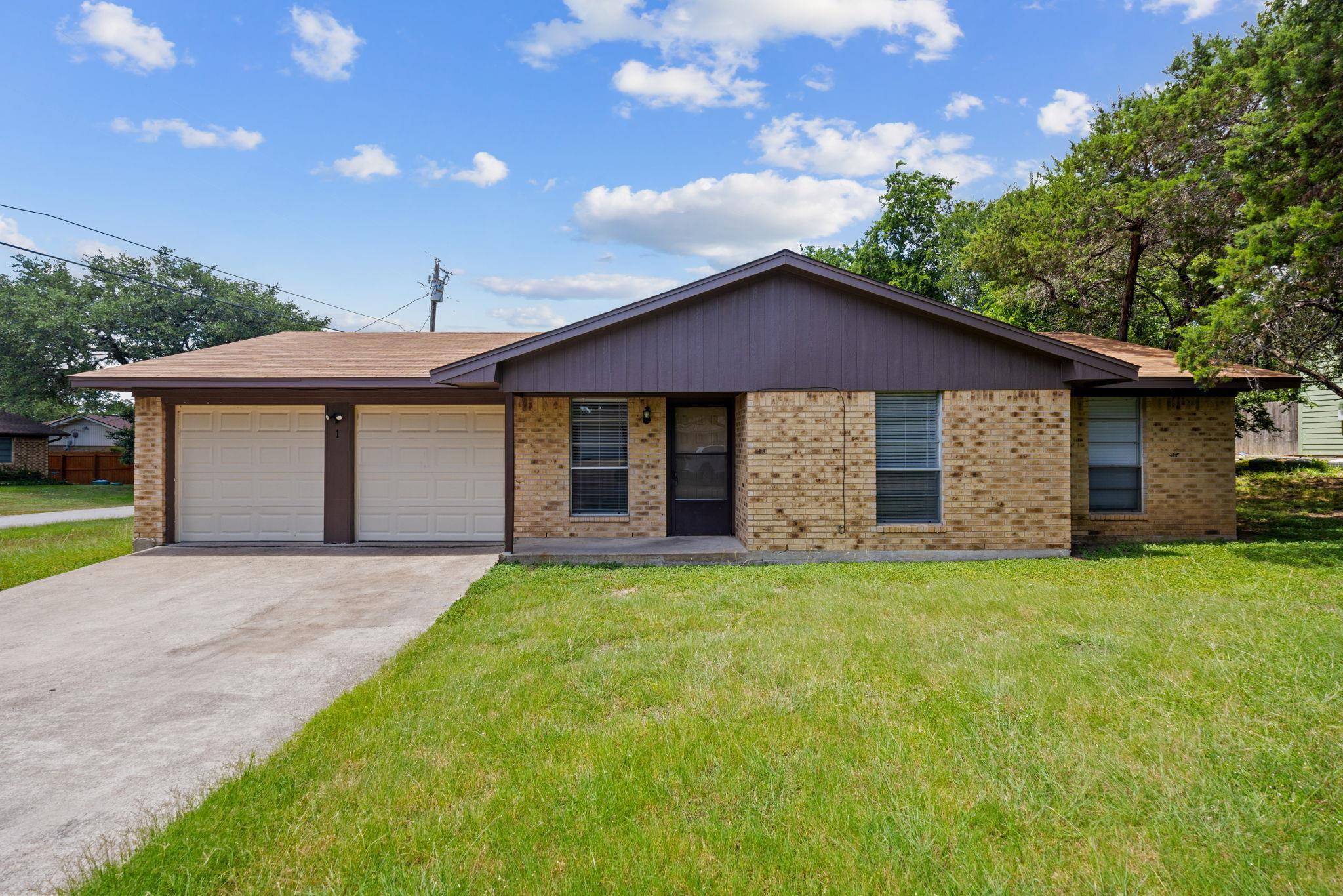 1 Cliffside DR, Belton, TX 76513
