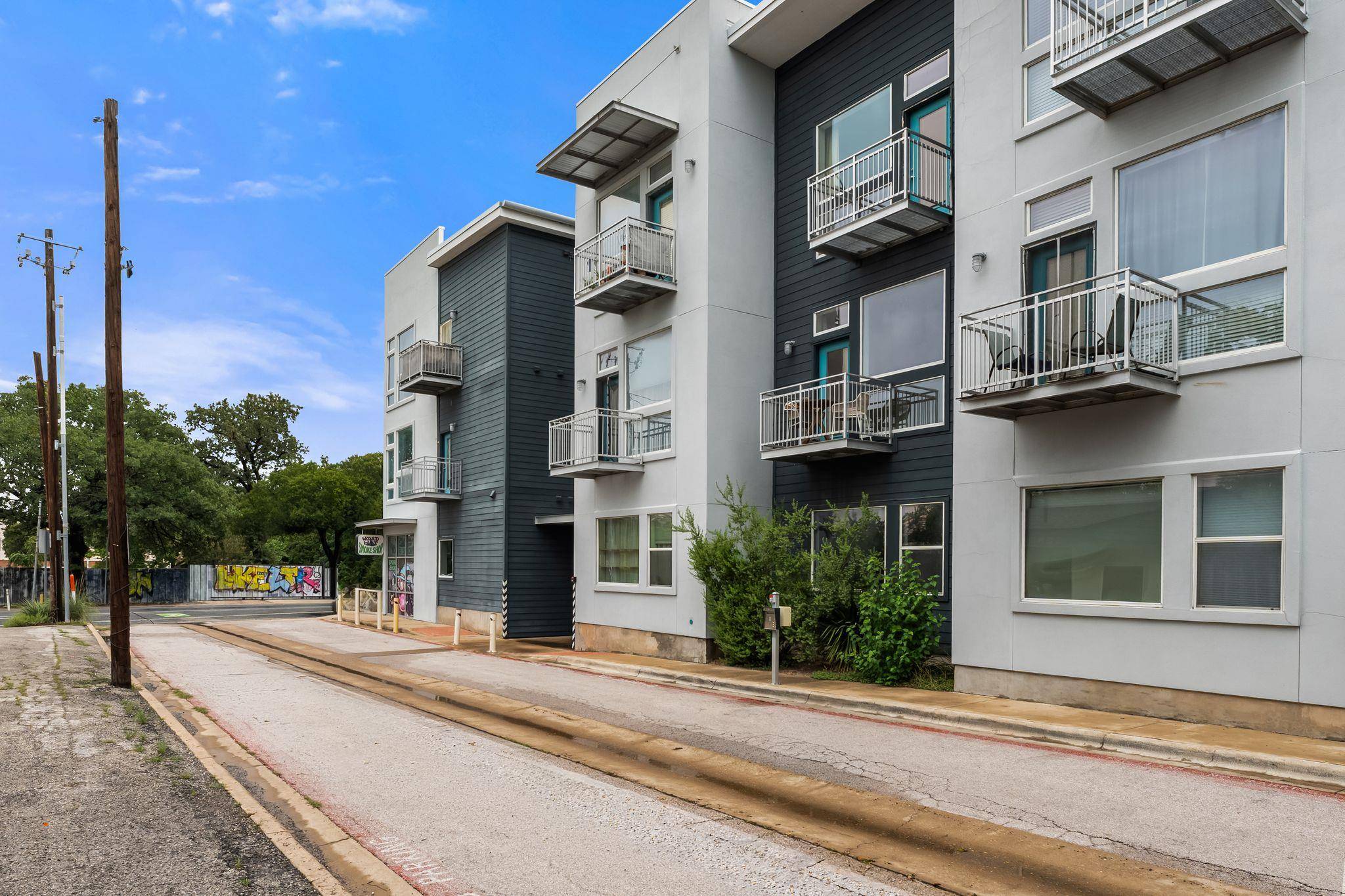2931 E 12th ST #201, Austin, TX 78702