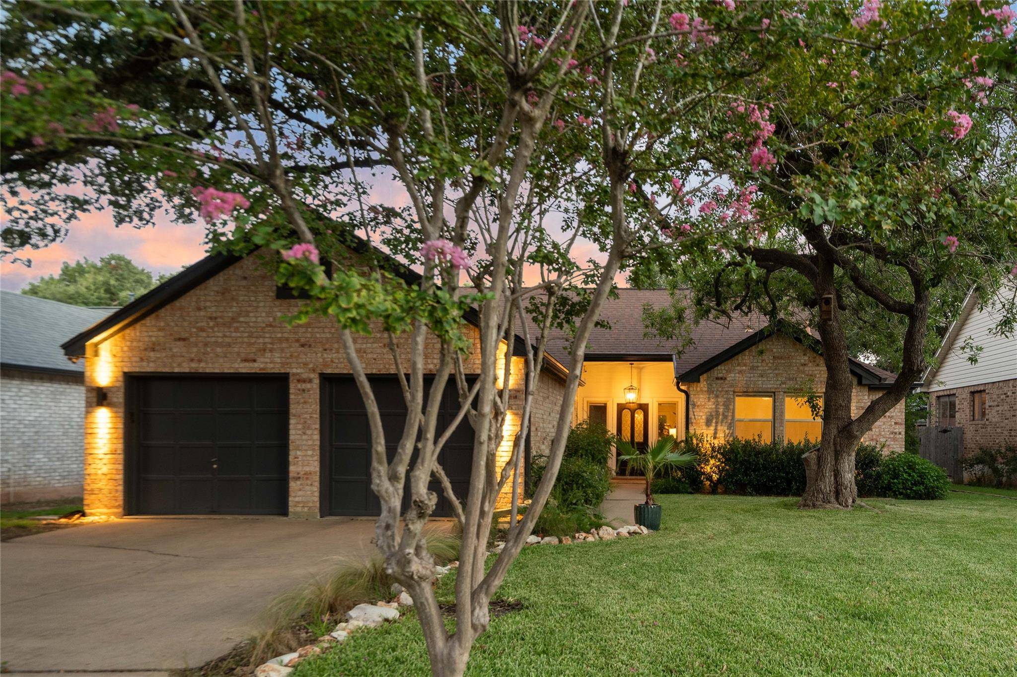 3127 Festus DR, Austin, TX 78748
