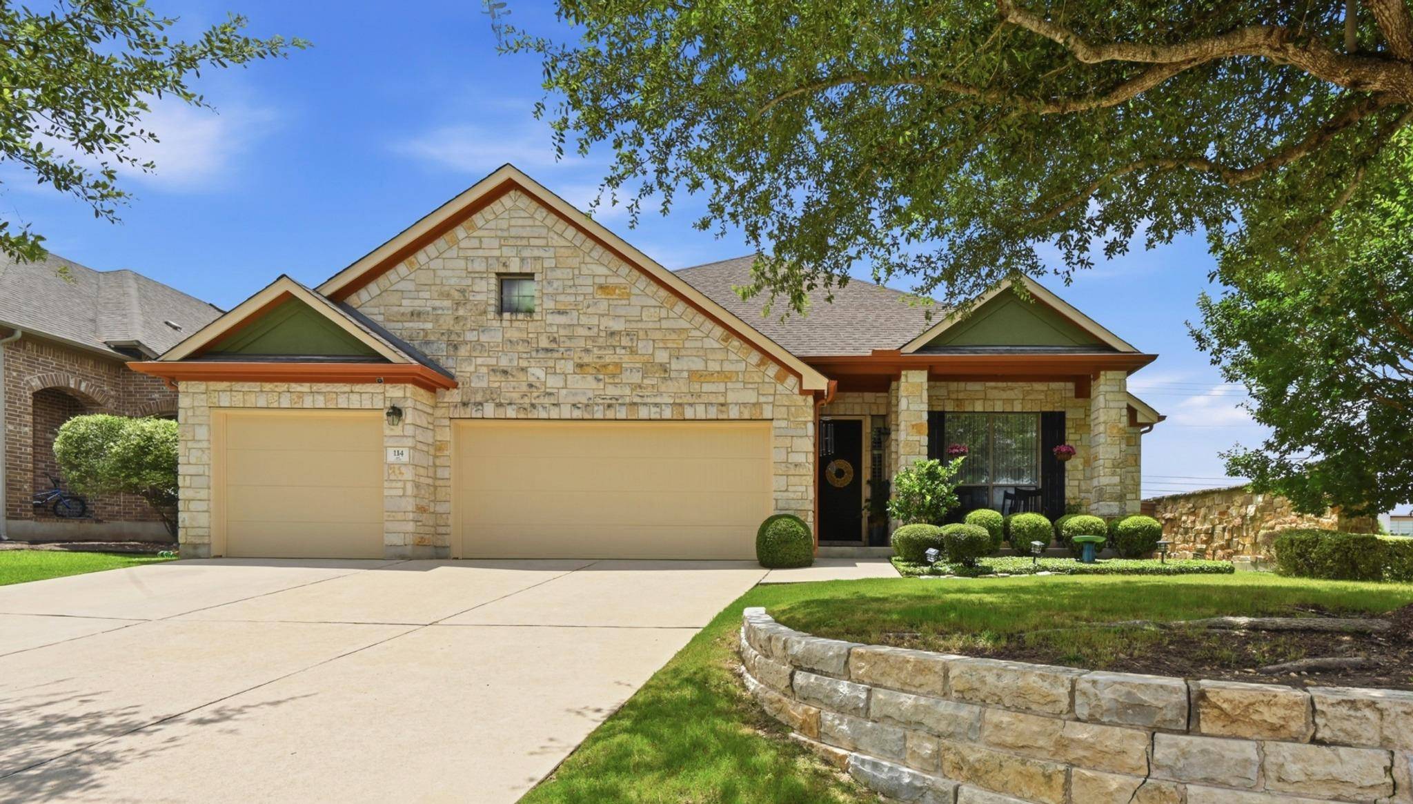114 Drury LN, Austin, TX 78737