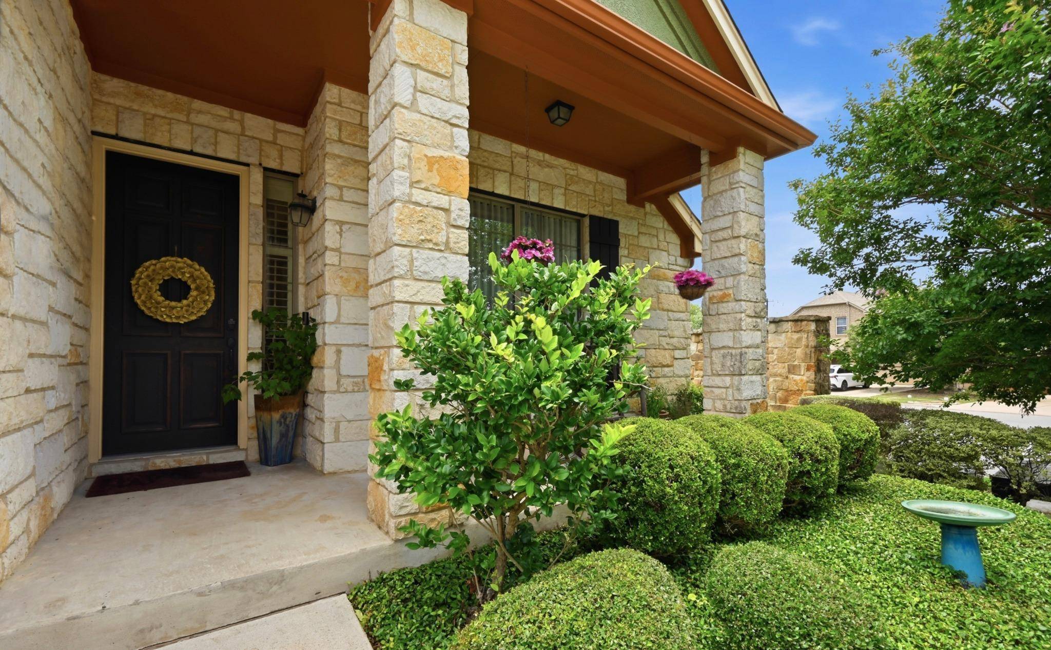 114 Drury LN, Austin, TX 78737
