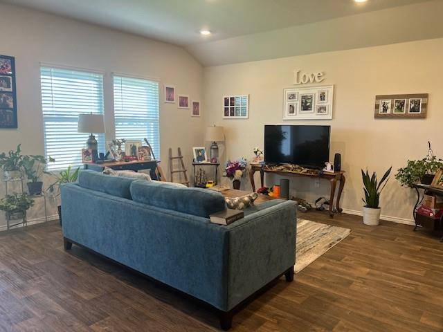 207 WHIPPORWILL LN, San Marcos, TX 78666