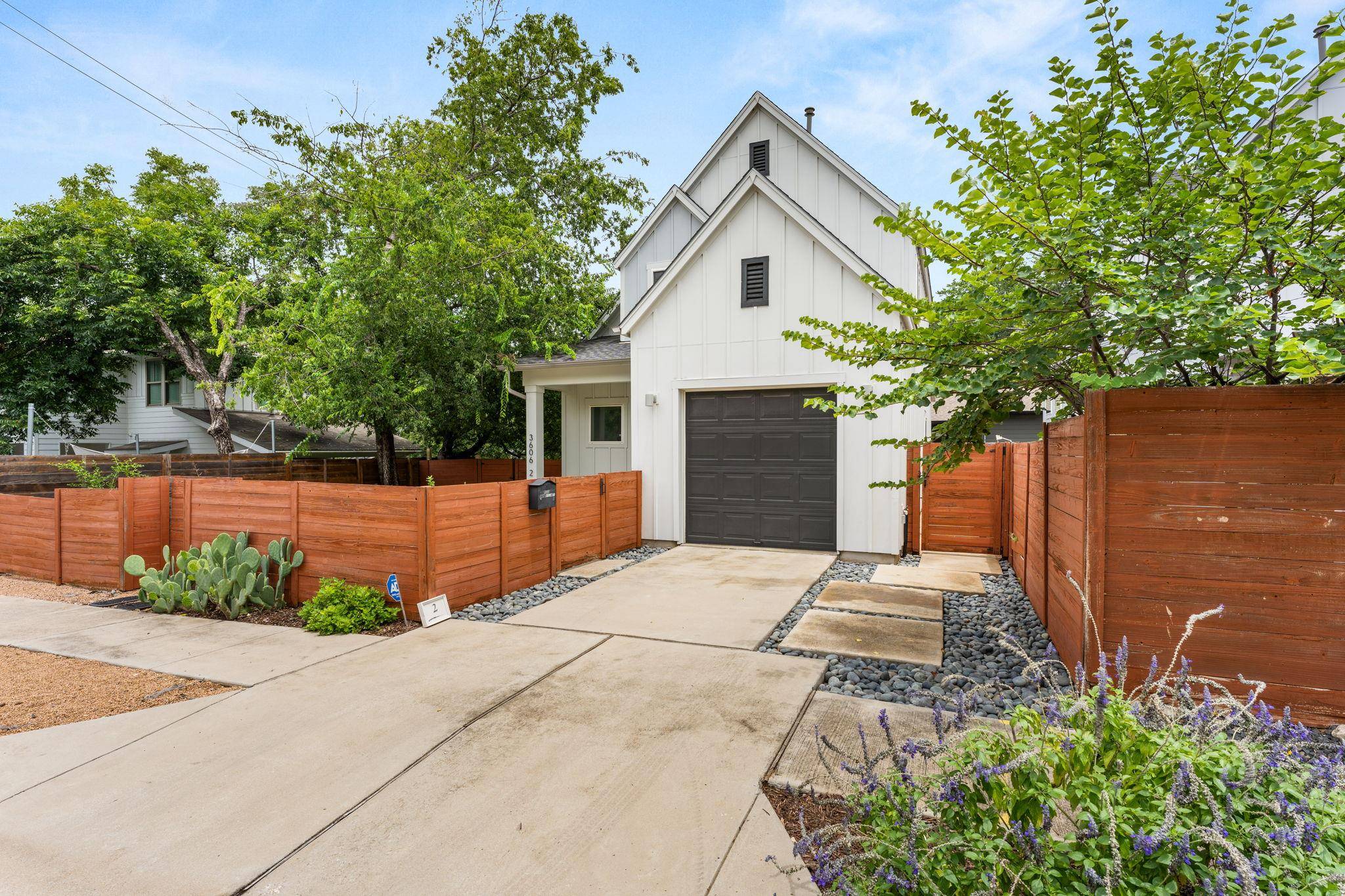 3606 Villa CT #2, Austin, TX 78704