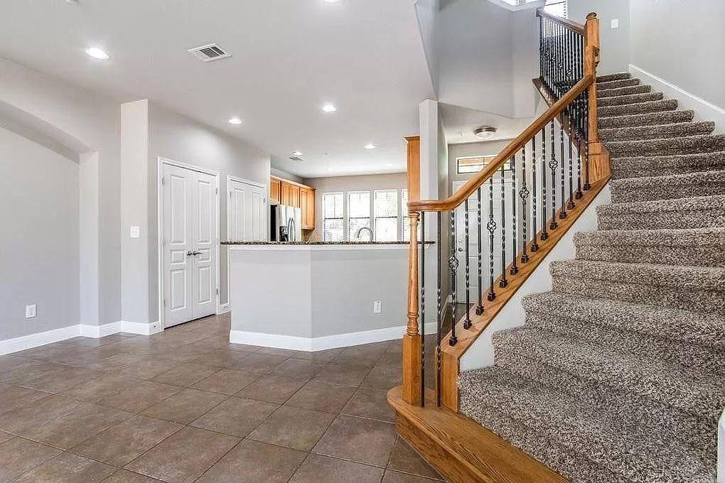 6705 Covered Bridge DR #26, Austin, TX 78736