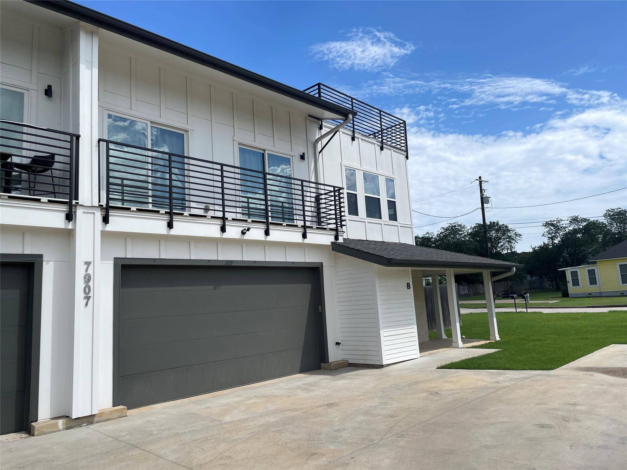 7907 Brodie LN #B, Austin, TX 78745