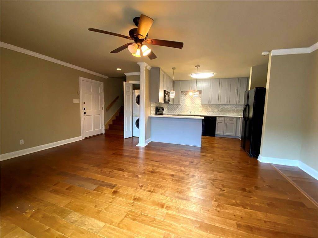 2500 Steck Ave #2, Austin, TX 78757