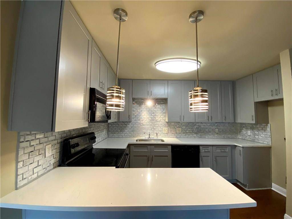 2500 Steck Ave #2, Austin, TX 78757