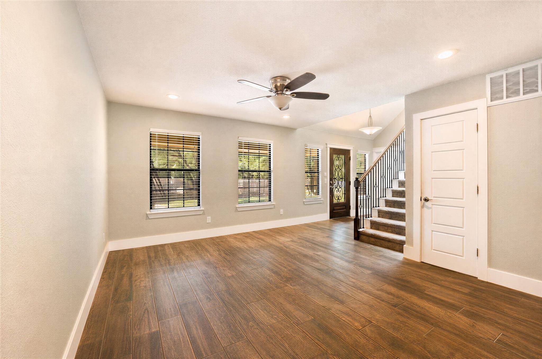 103 Jib LN, Georgetown, TX 78633