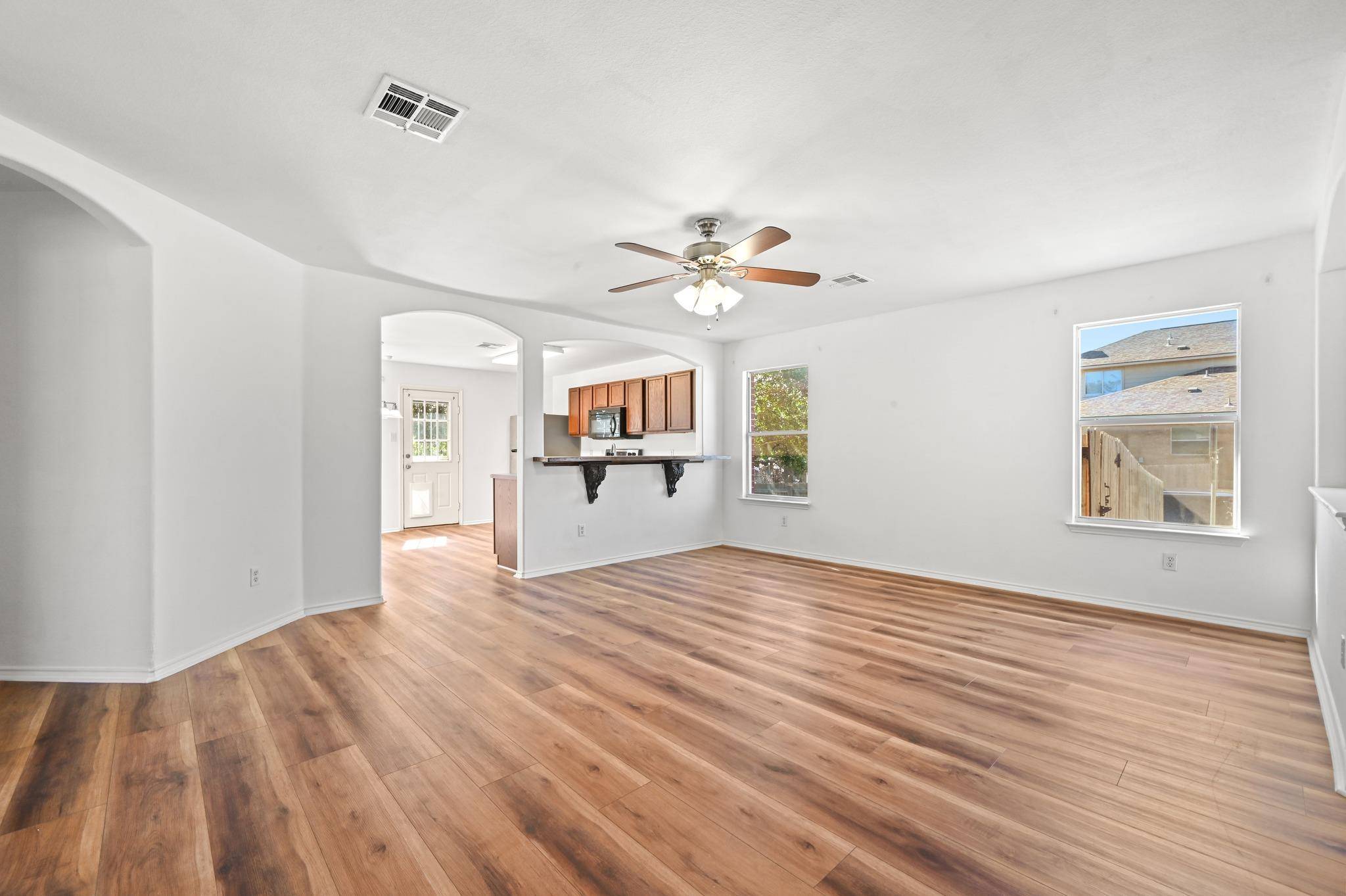 516 Emma Rose TRL, Leander, TX 78641