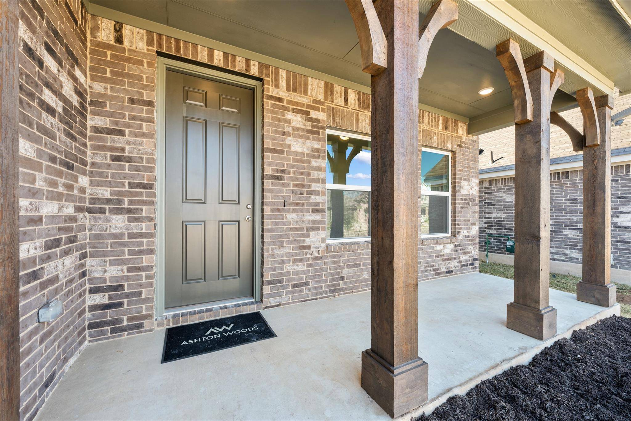 12613 Raven Meadow DR, Buda, TX 78610
