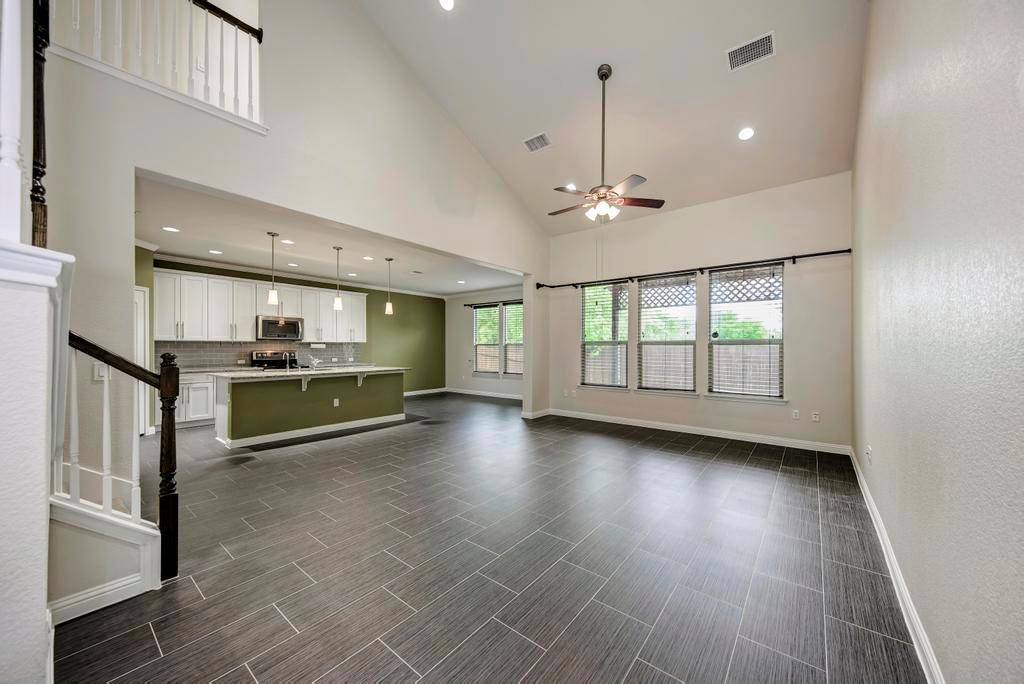 10617 Portico LN, Austin, TX 78748
