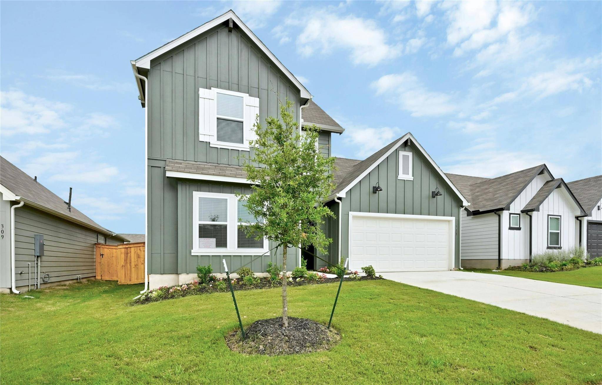 313 MERRIMAN RD, San Marcos, TX 78666