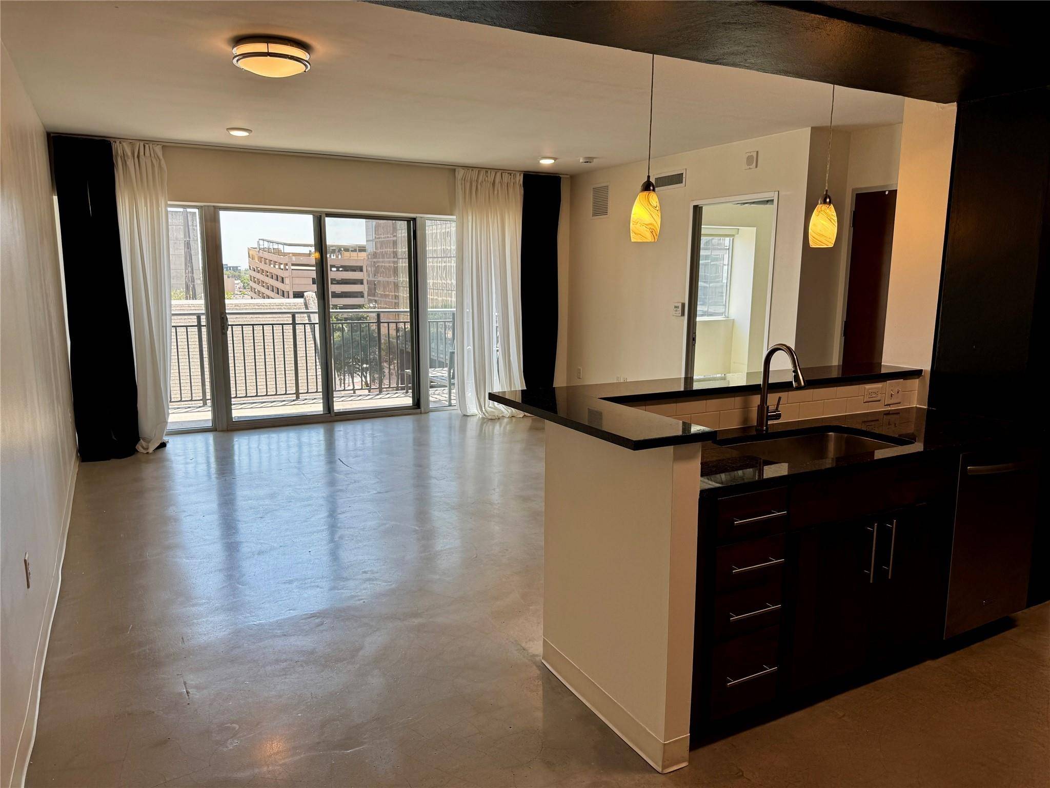 800 Brazos ST #903, Austin, TX 78701