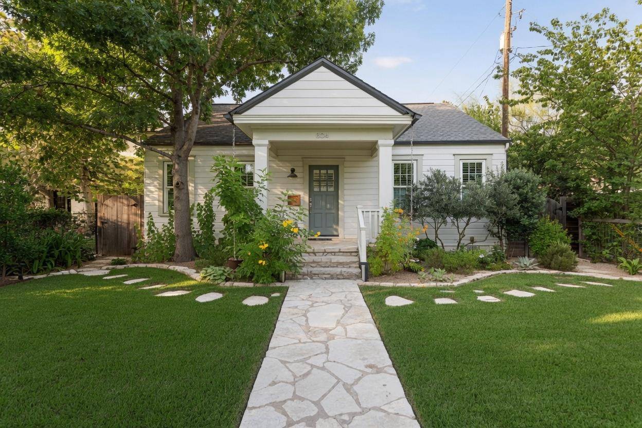 804 W 30 1/2 ST, Austin, TX 78705