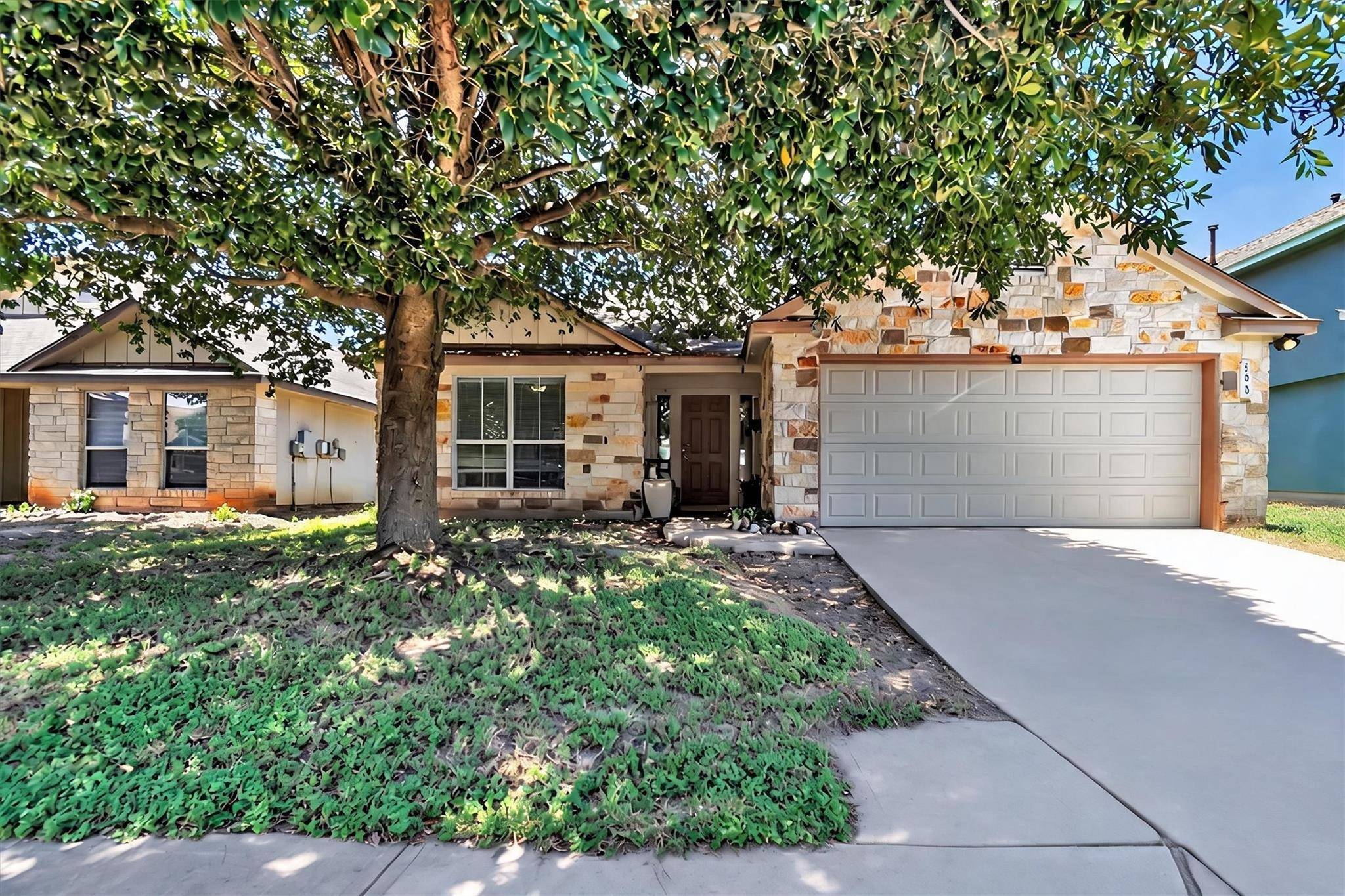 508 Red Tails DR, Austin, TX 78725