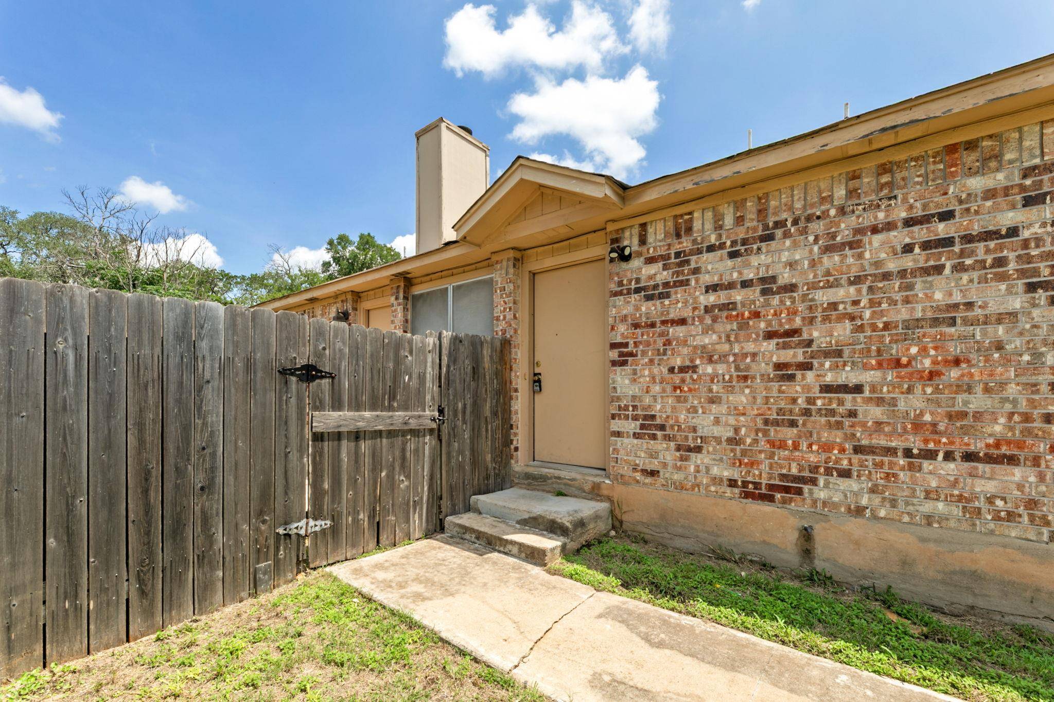 6002 Parkwood DR #B, Austin, TX 78735