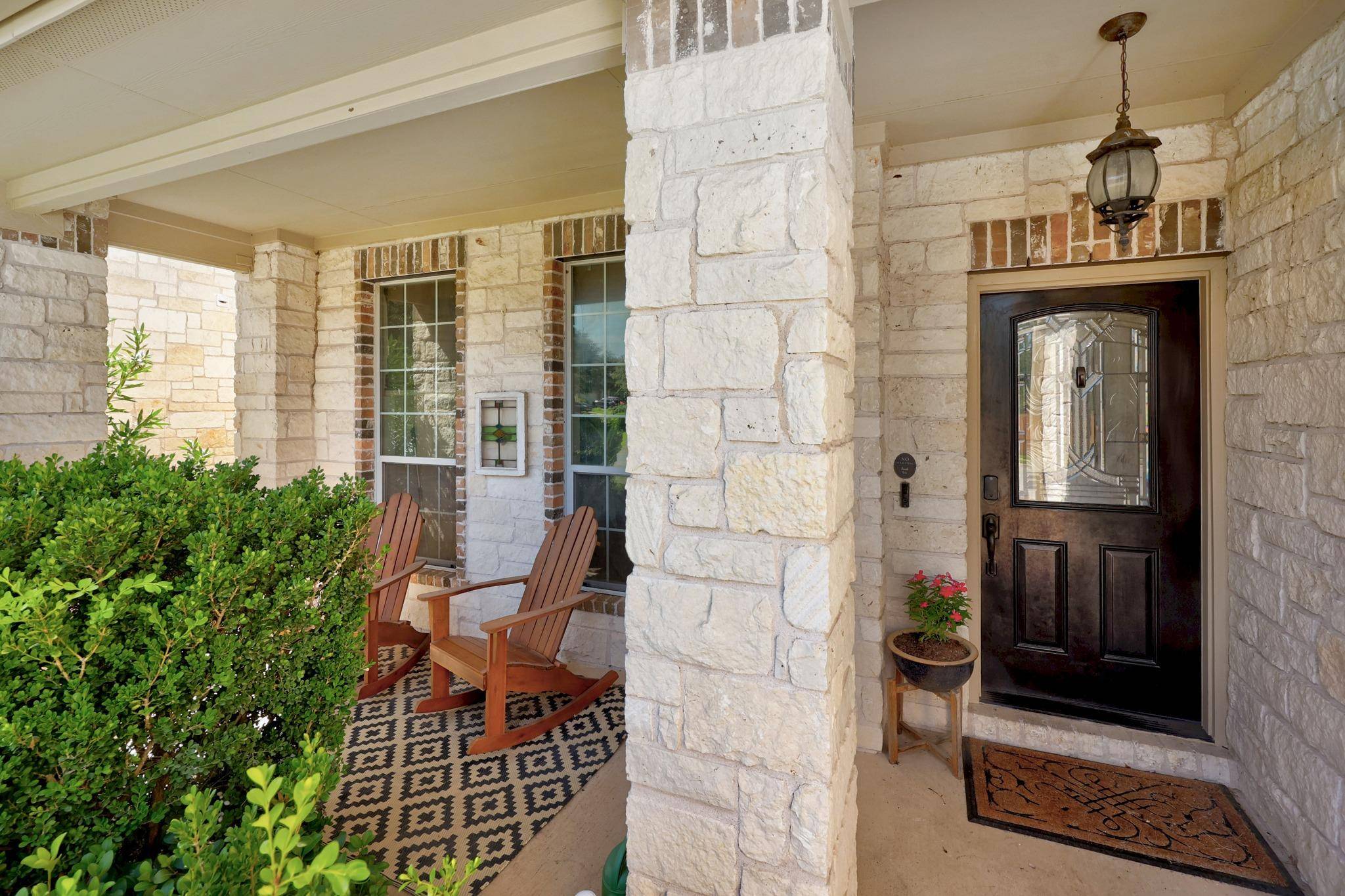 2587 Arbor DR, Round Rock, TX 78681