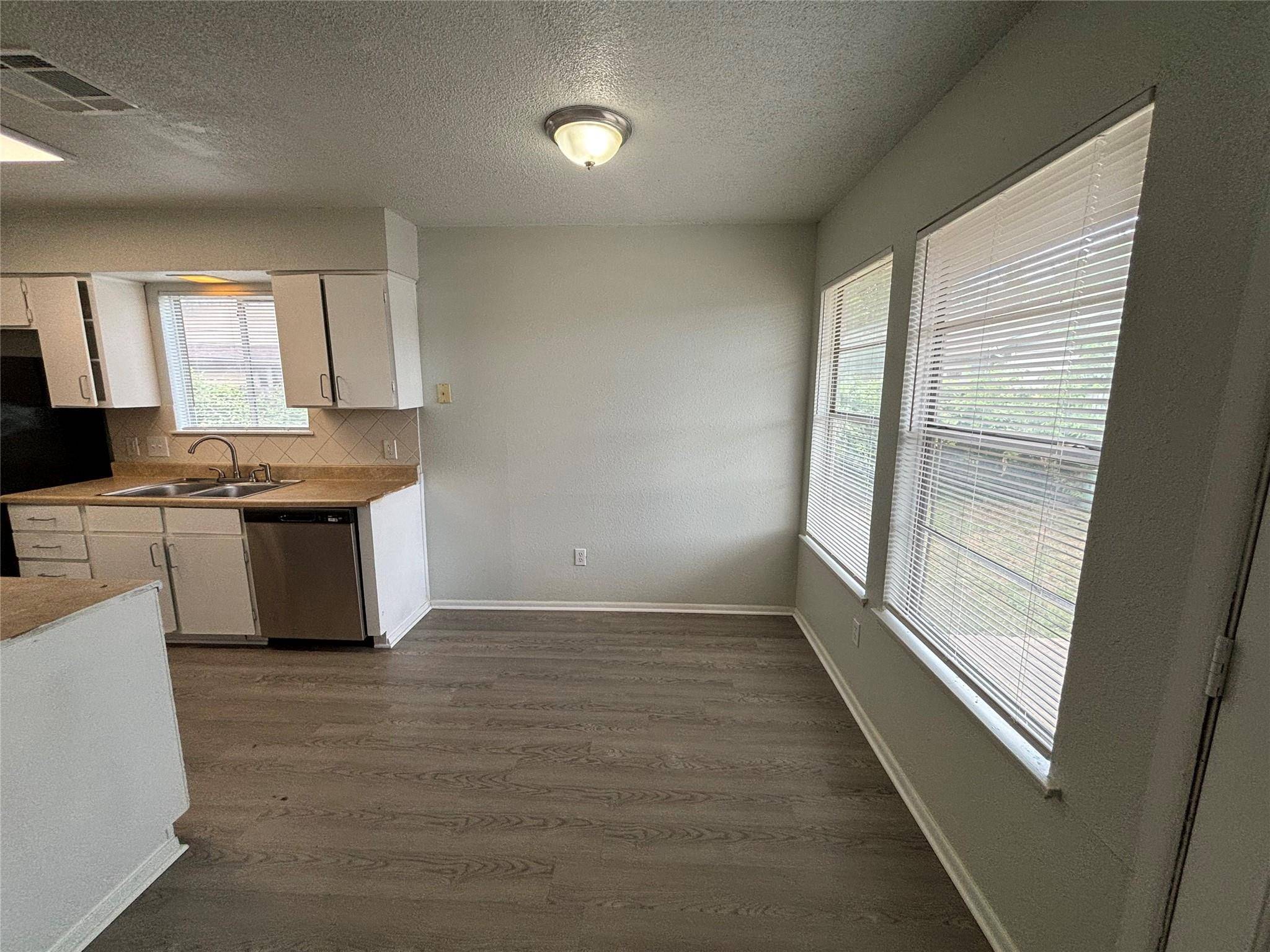 5905 Cherry LOOP, Austin, TX 78745
