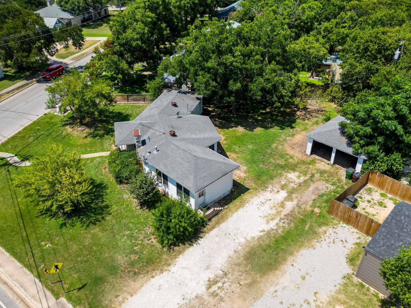 710 E Austin Ave, Round Rock, TX 78664