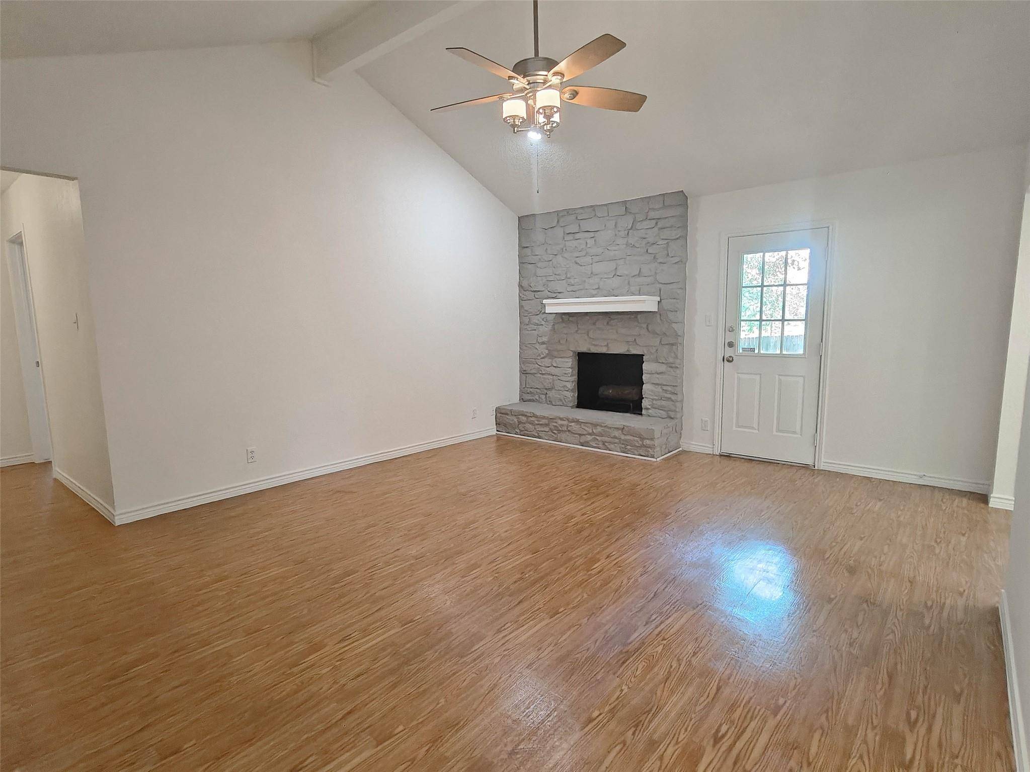 306 Lakeway DR, Georgetown, TX 78628