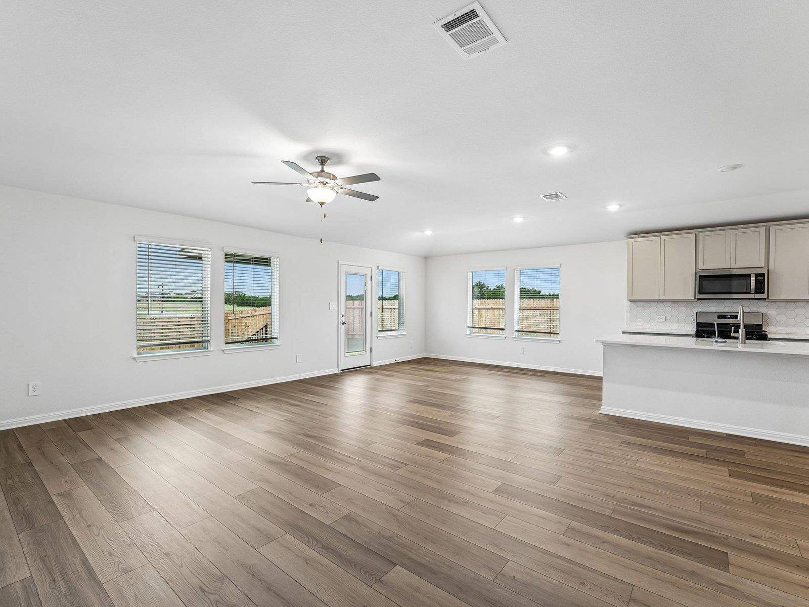 530 Lavender Crest CV, Liberty Hill, TX 78642