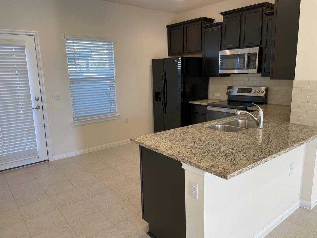 9610 Morning Iris DR, Manor, TX 78653