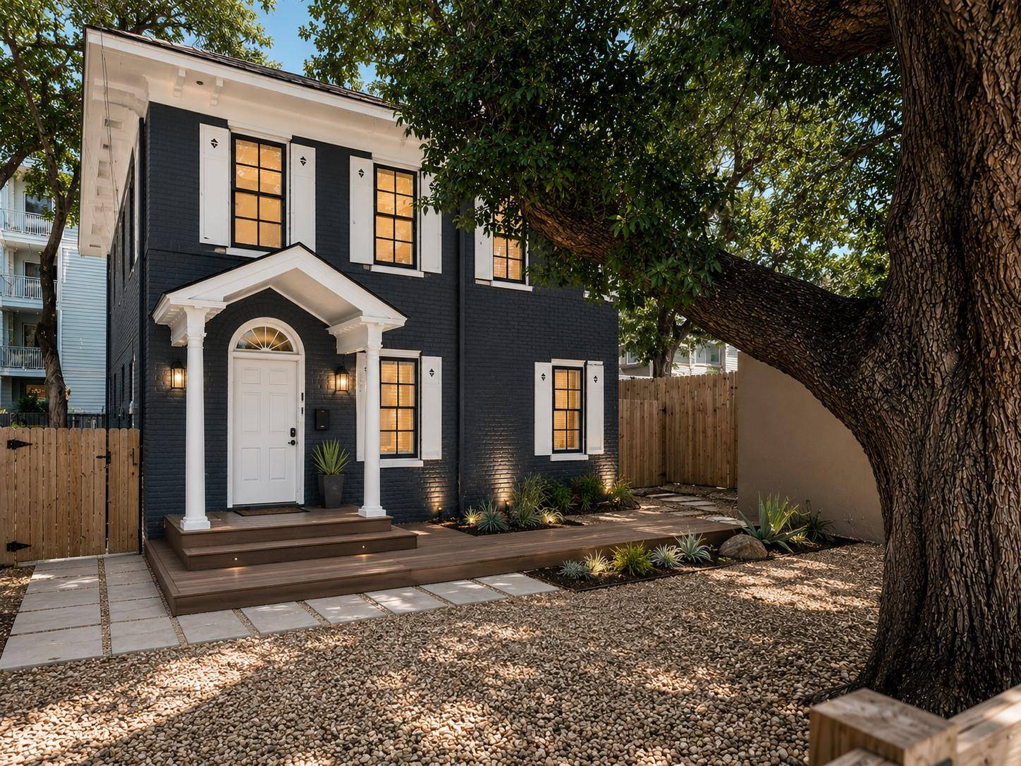 2623 Salado ST, Austin, TX 78705