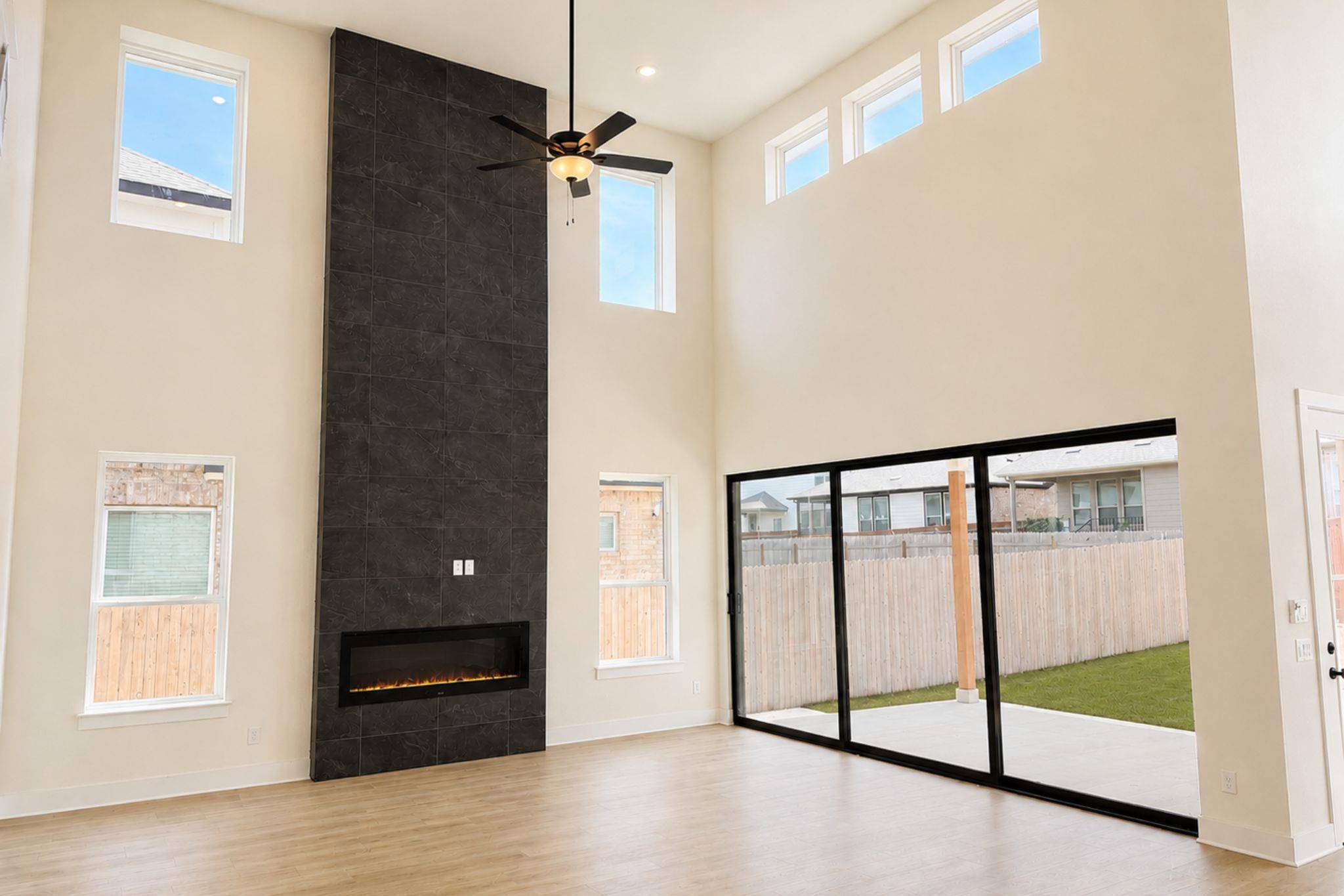 204 Medallion ST, Liberty Hill, TX 78642