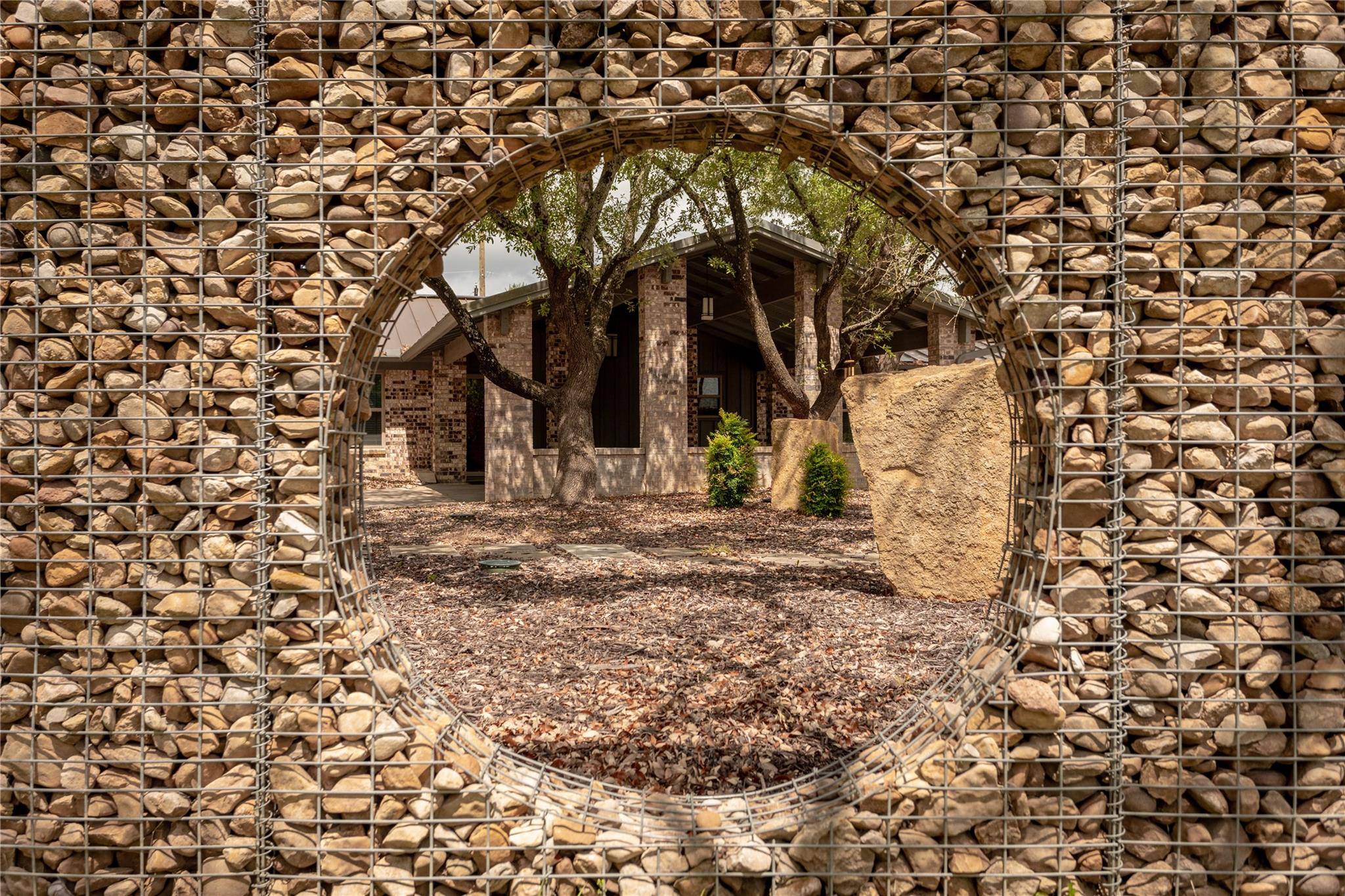 712 Squaw Creek RD, Willow Park, TX 76087