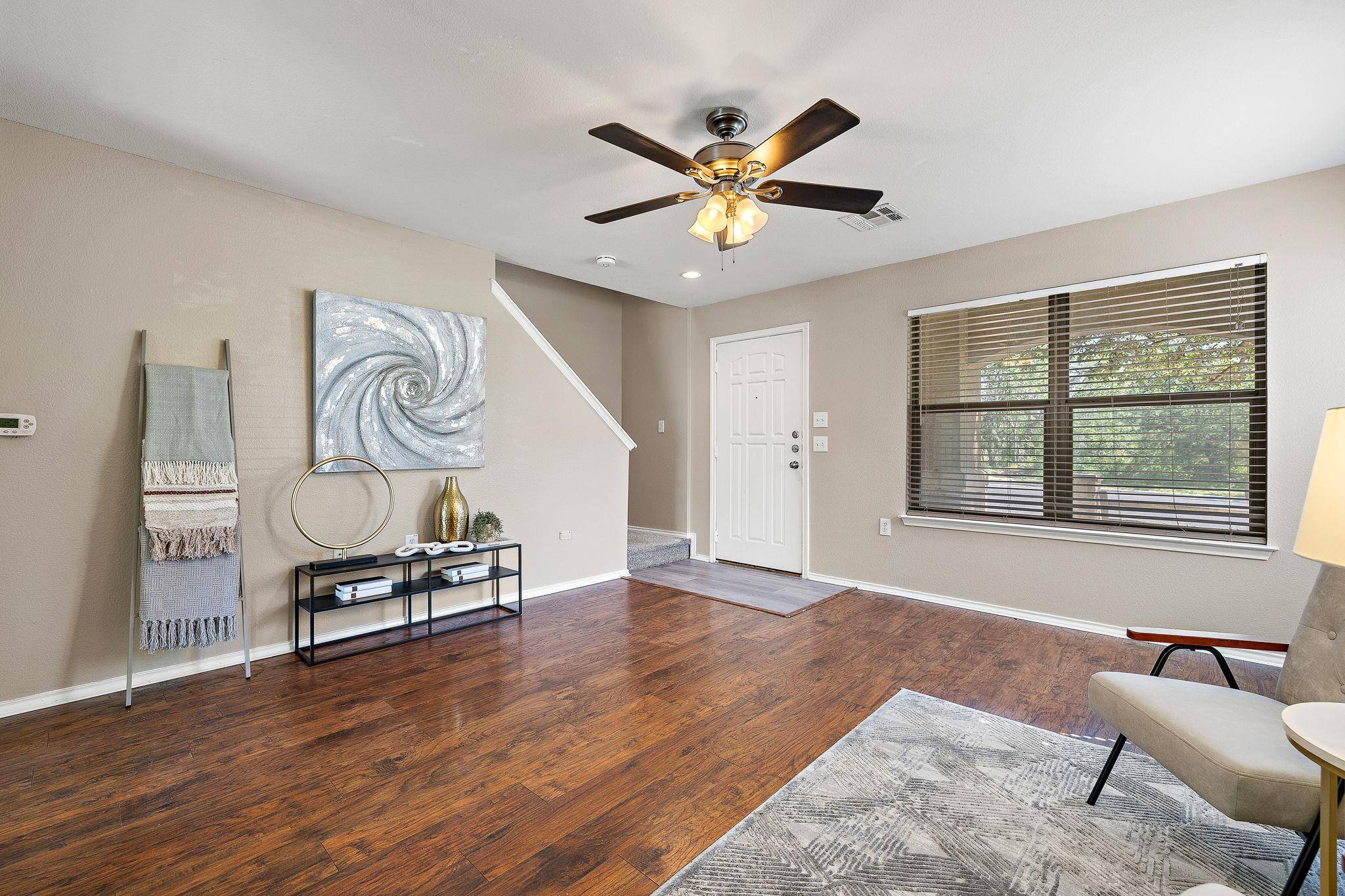 5705 Viewpoint DR #A, Austin, TX 78744