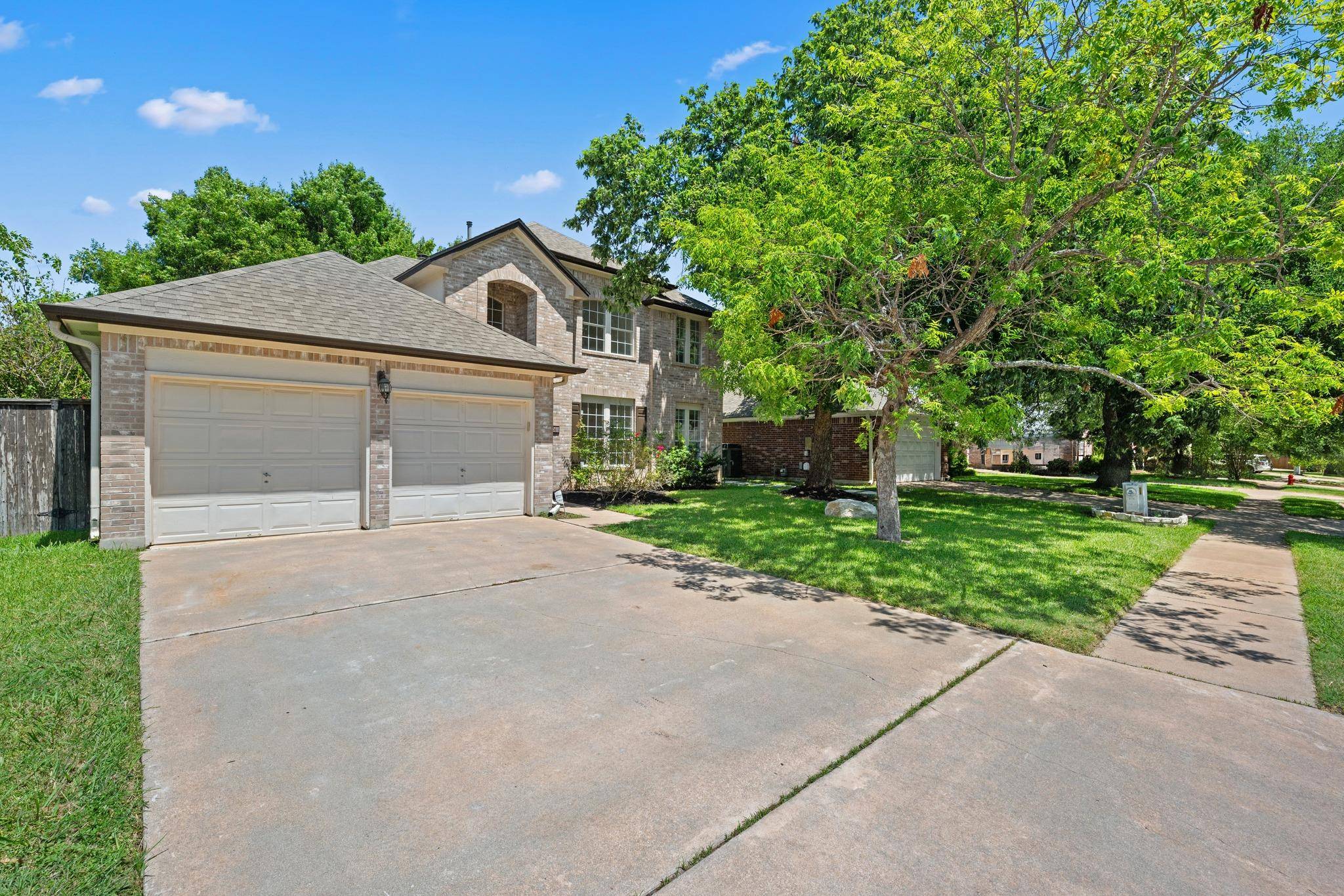 1304 Meadow Lark DR, Cedar Park, TX 78613