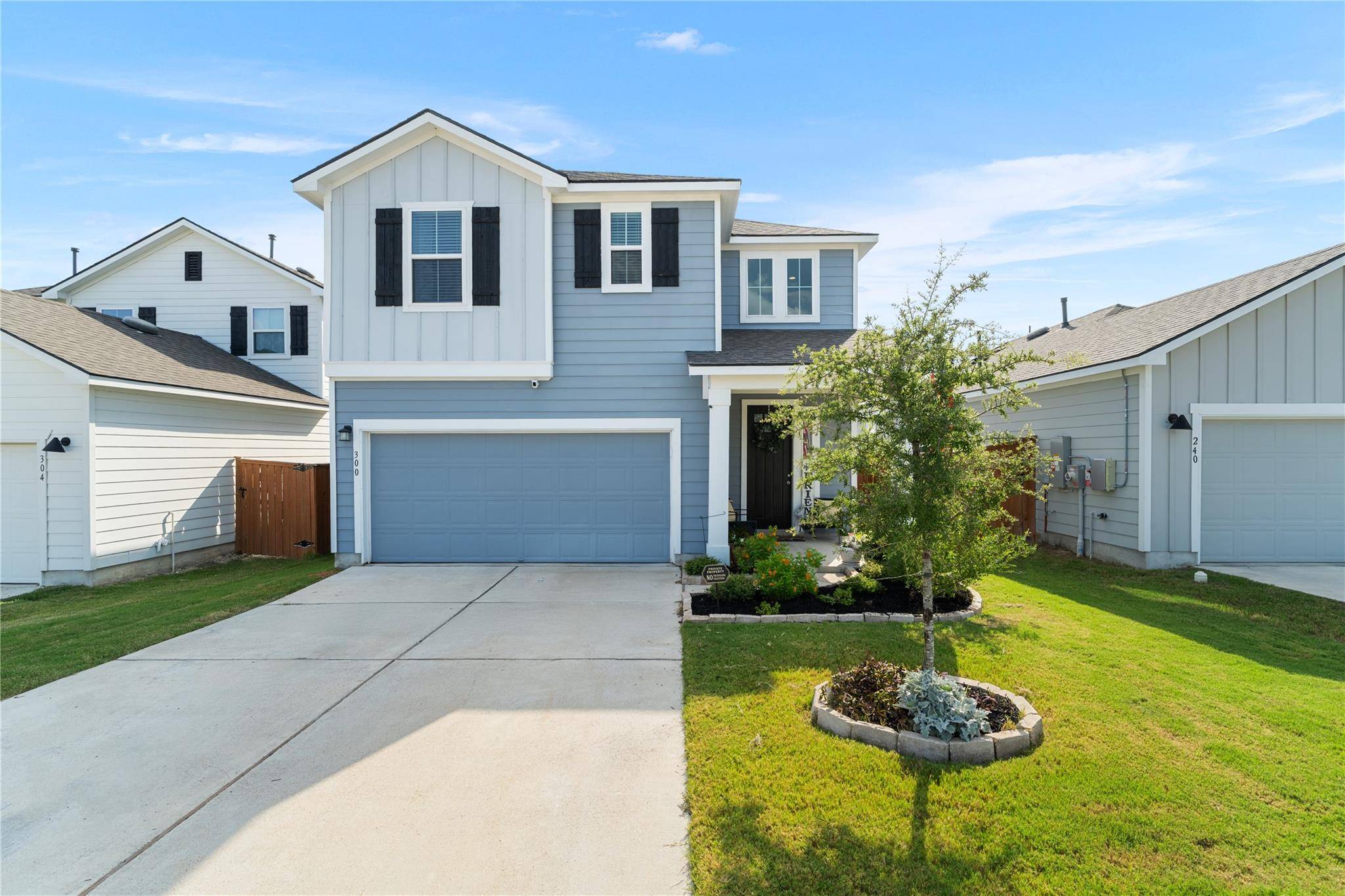 300 Fluttermill LOOP, Liberty Hill, TX 78642