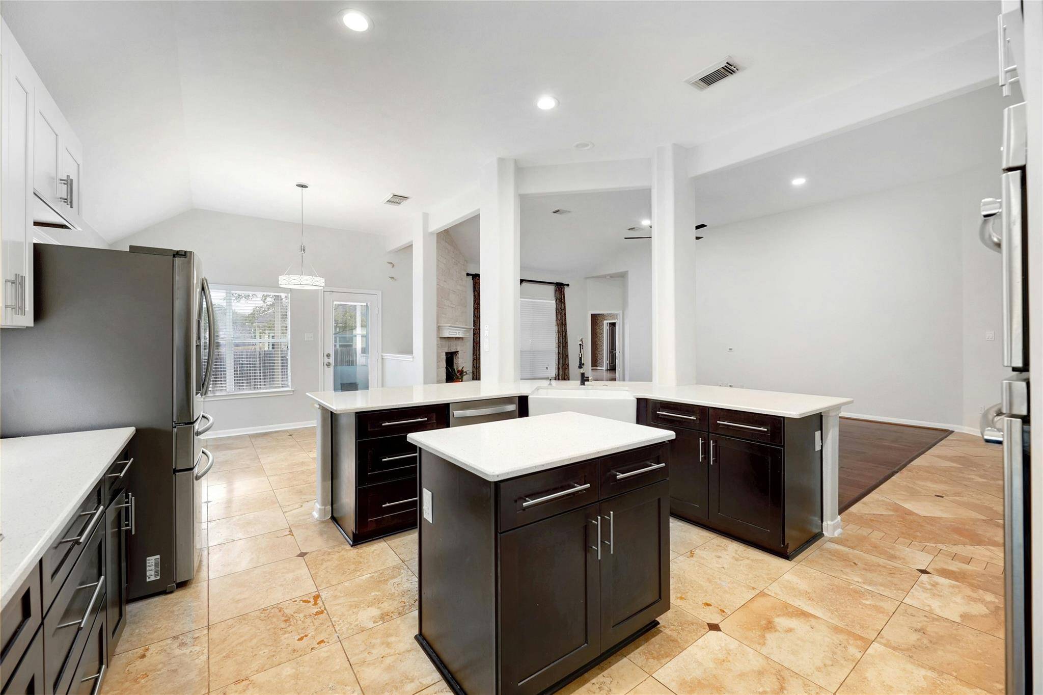 3806 Azur LN, Round Rock, TX 78681