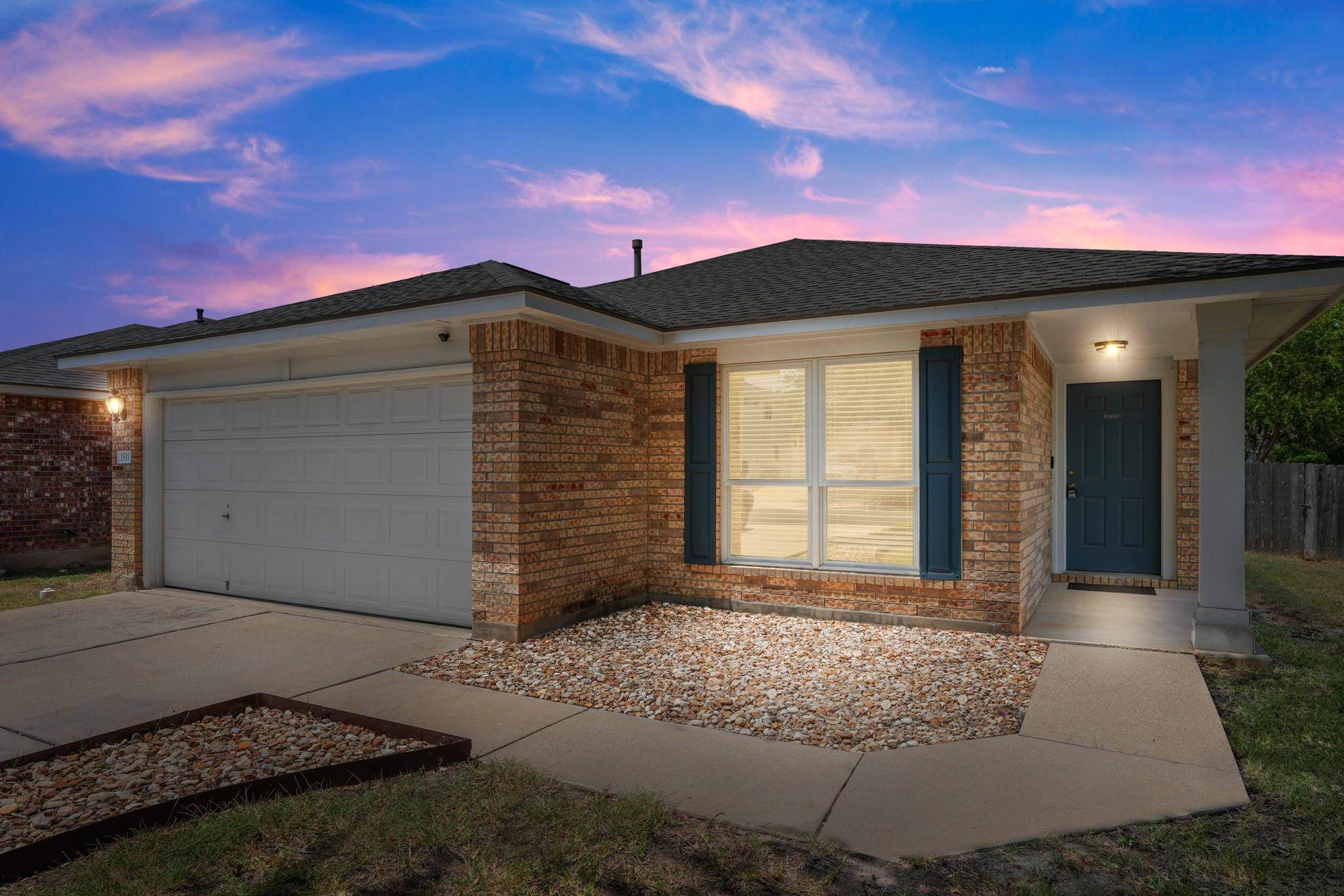 1511 Nettie DR, Leander, TX 78641