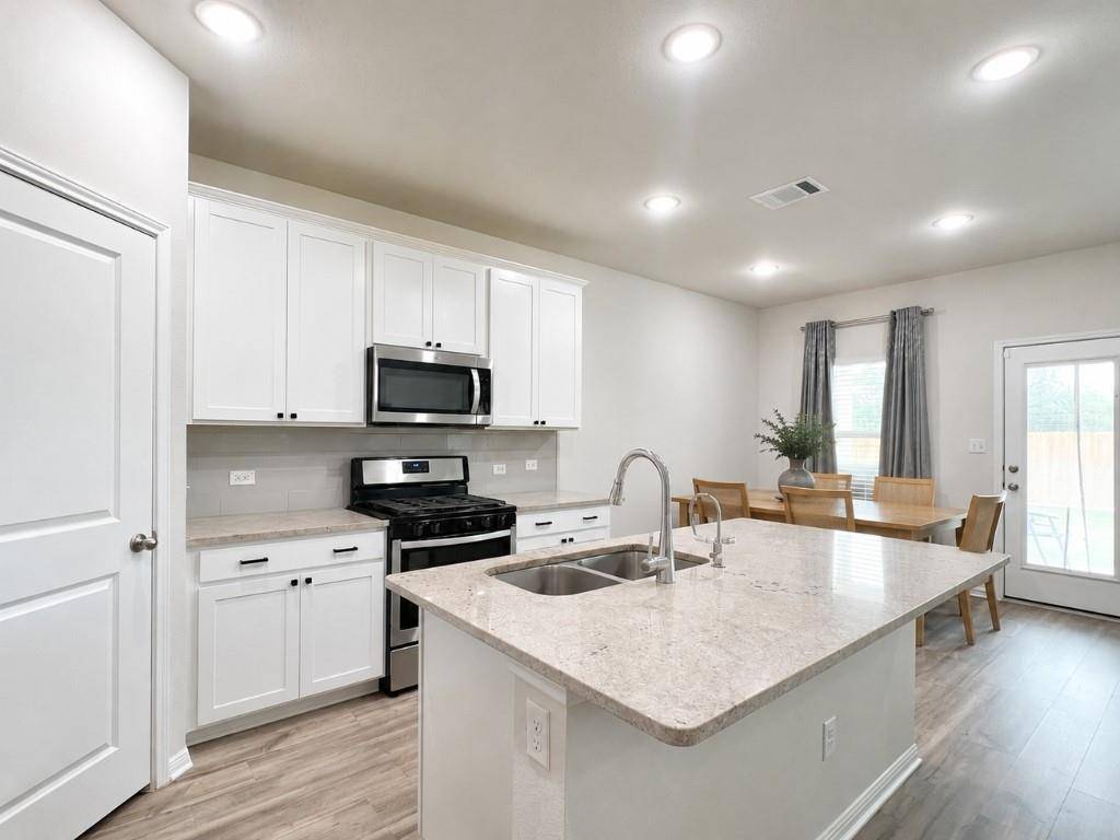 1600 Longhorn Ranch DR, Leander, TX 78641