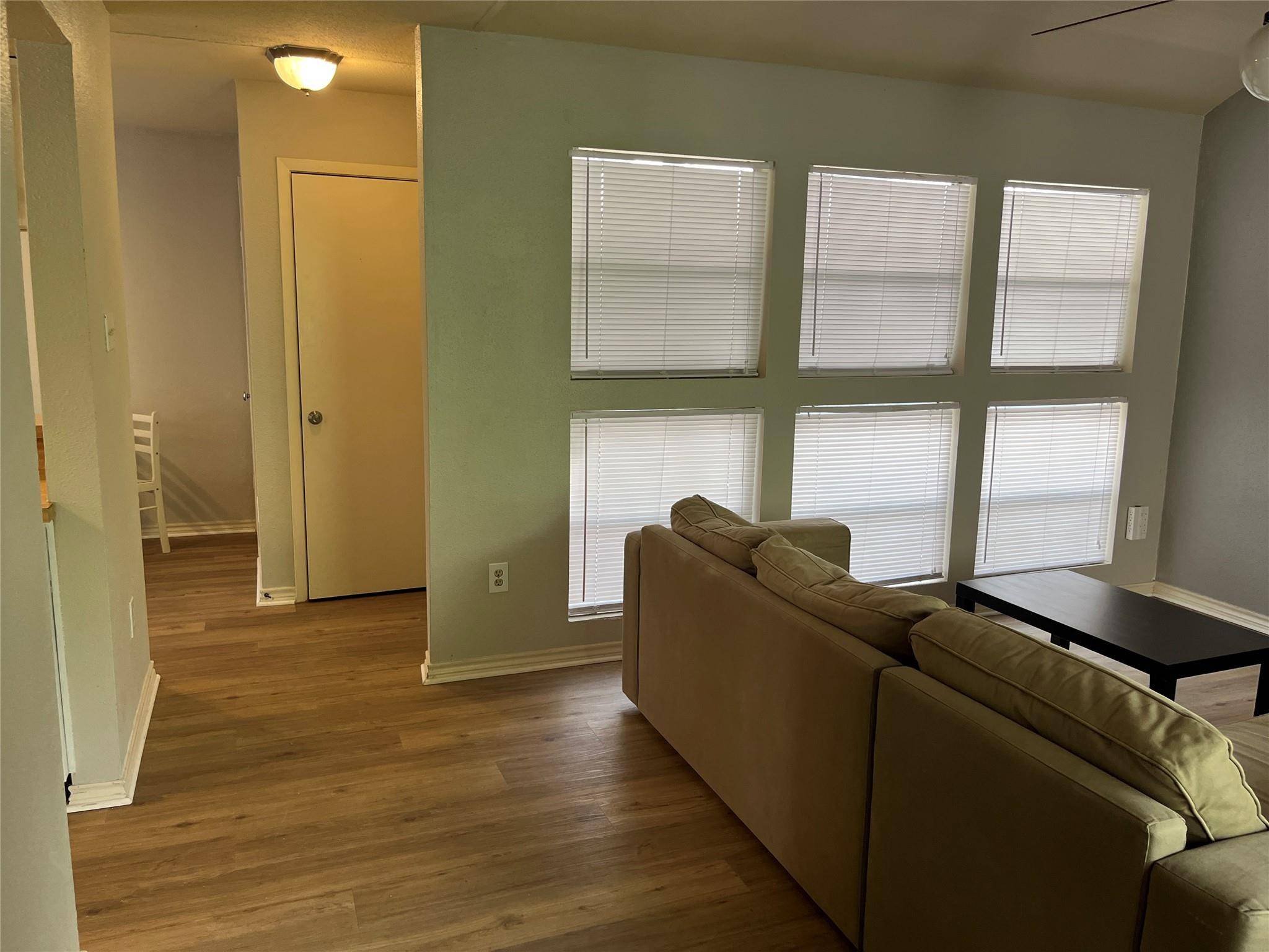 2311 W Nueces ST #301, Austin, TX 78705