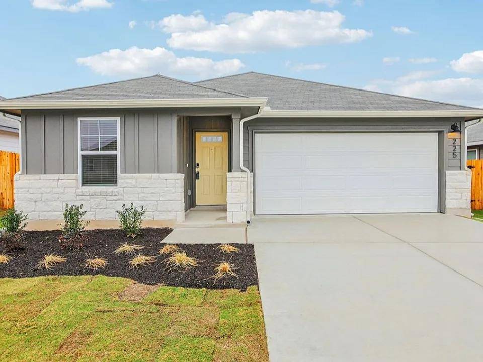 225 Little Green TRL, Jarrell, TX 76537