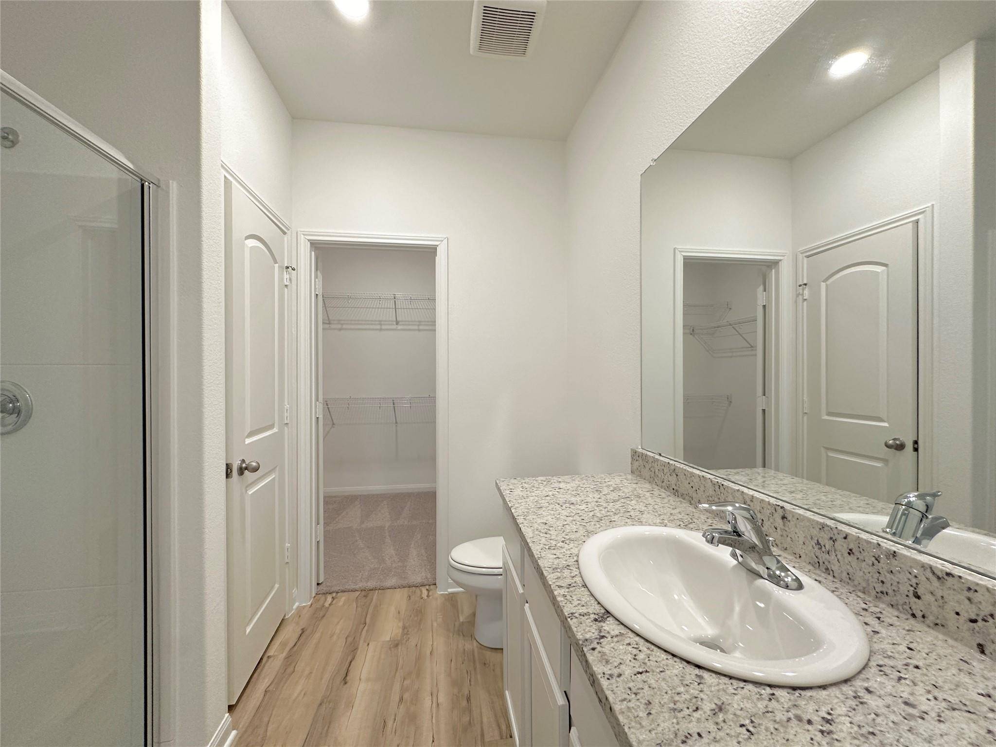 117 Paradise Canyon DR, Jarrell, TX 76537