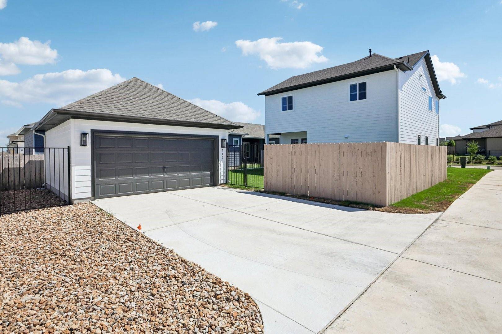 7407 Boyd Haven DR, Austin, TX 78744