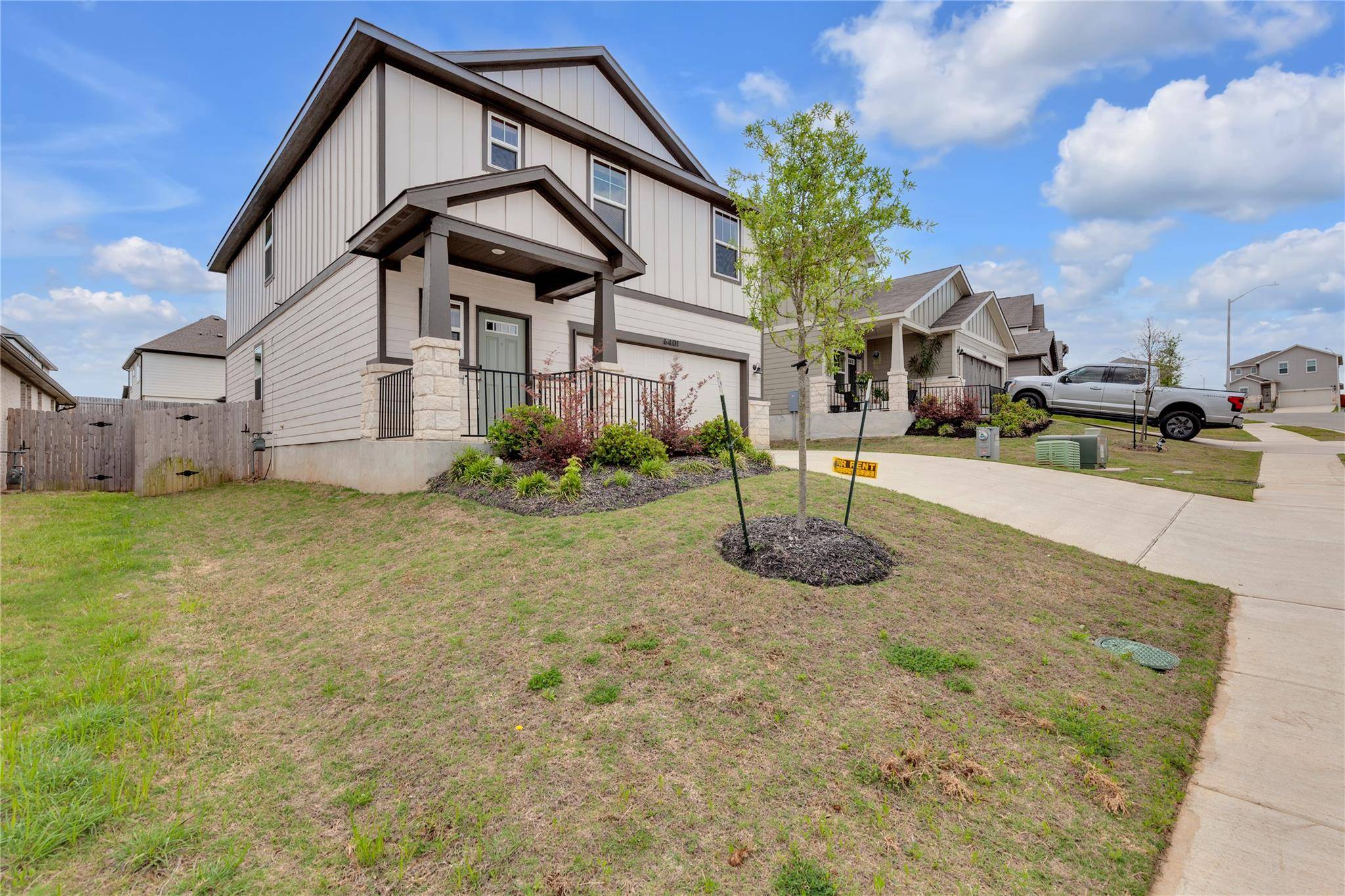 6401 Night Chinook DR, Buda, TX 78610