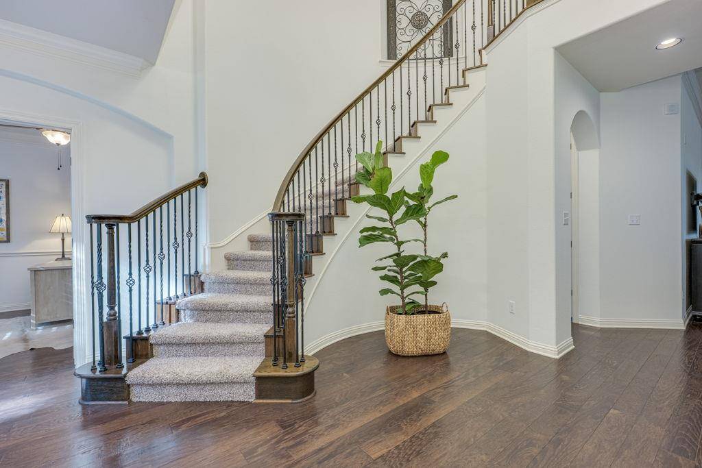 308 Duffy LN, Austin, TX 78738