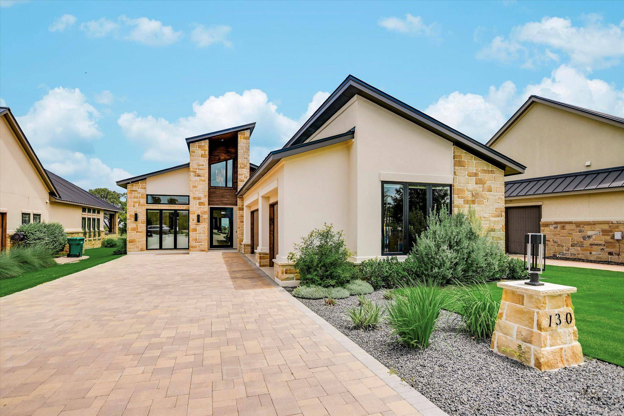 130 Azalea LOOP, Horseshoe Bay, TX 78657