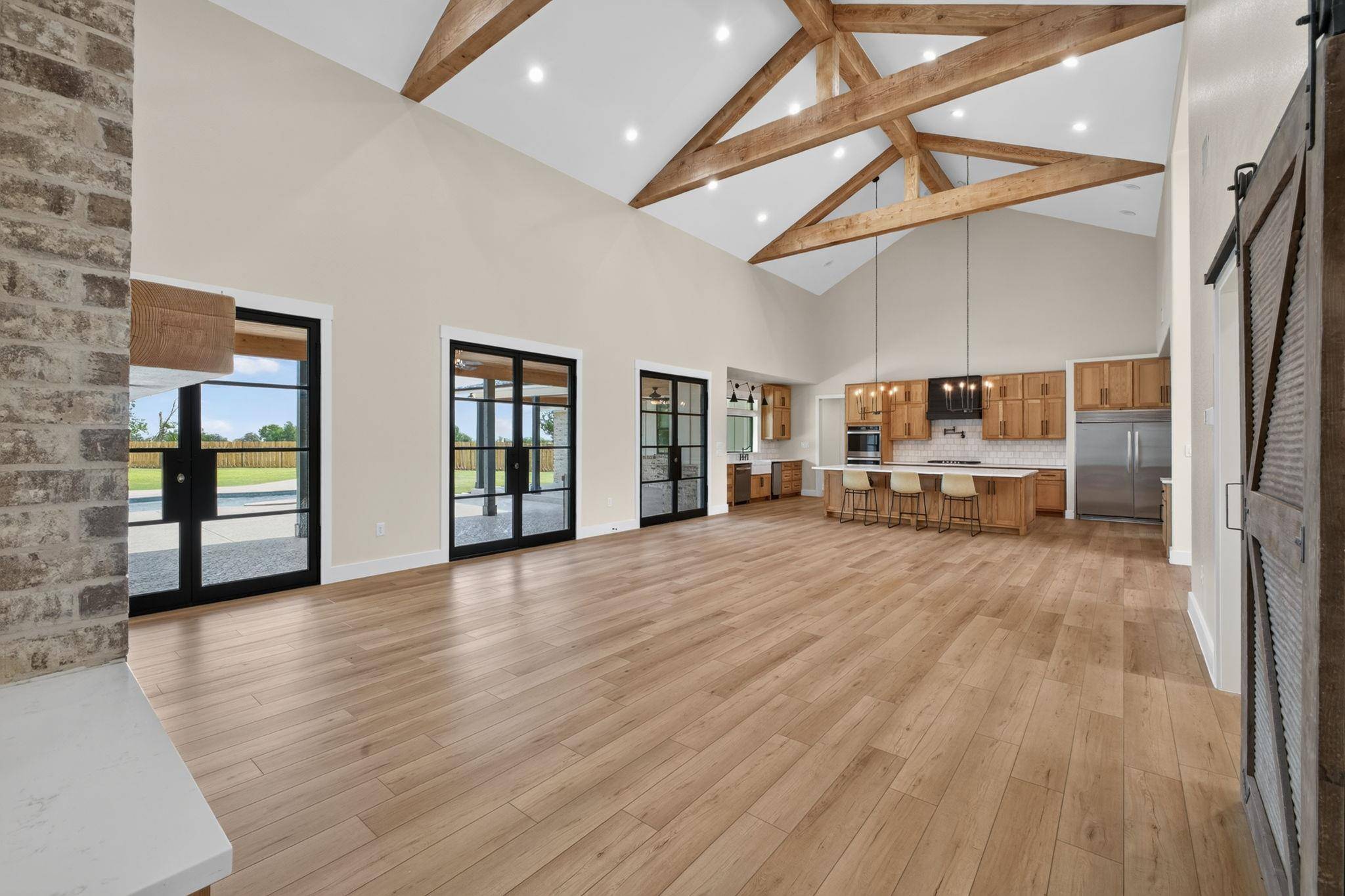 1215 Private Road 7039, Lexington, TX 78947