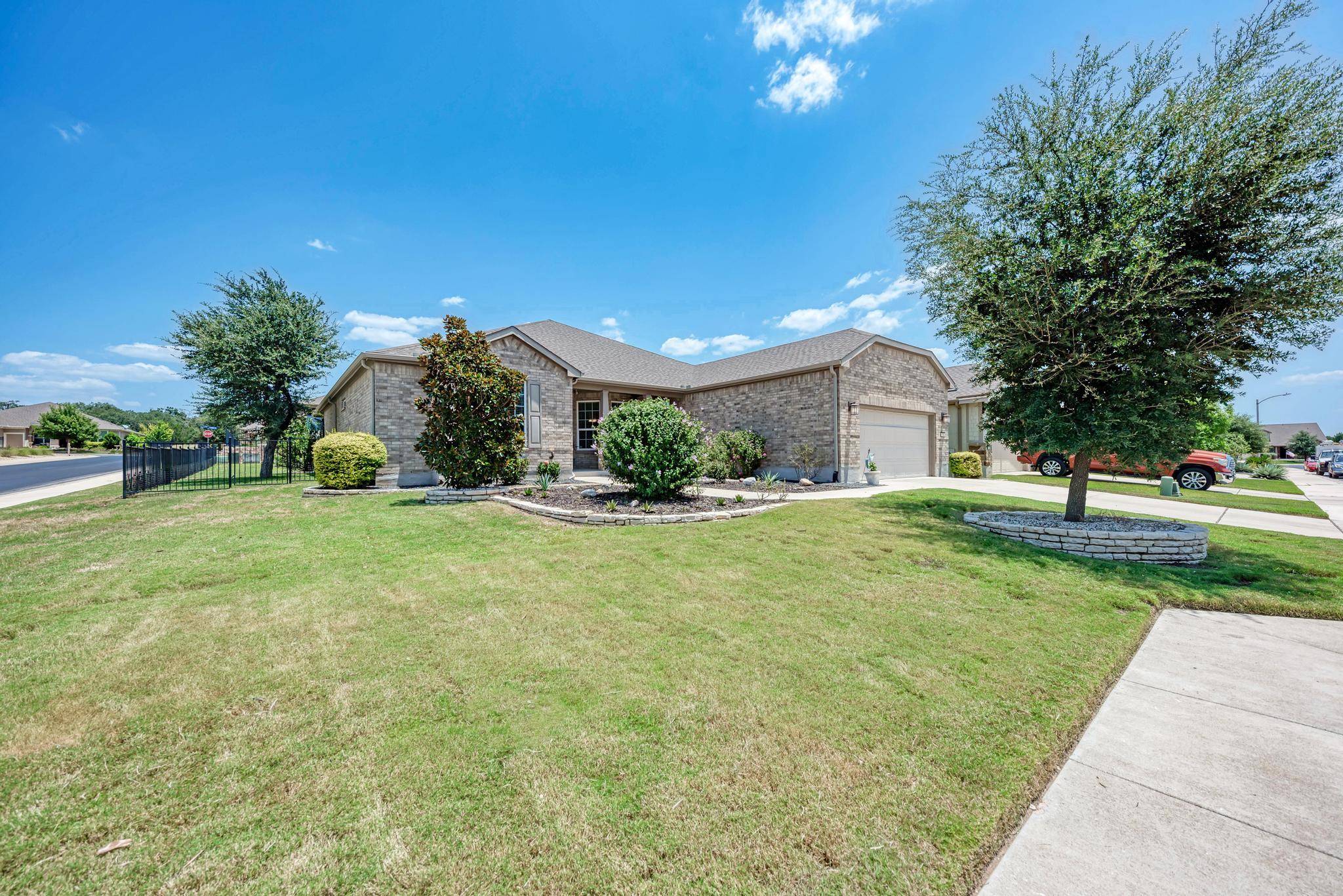 114 Palo Blanco Creek LN, Georgetown, TX 78633